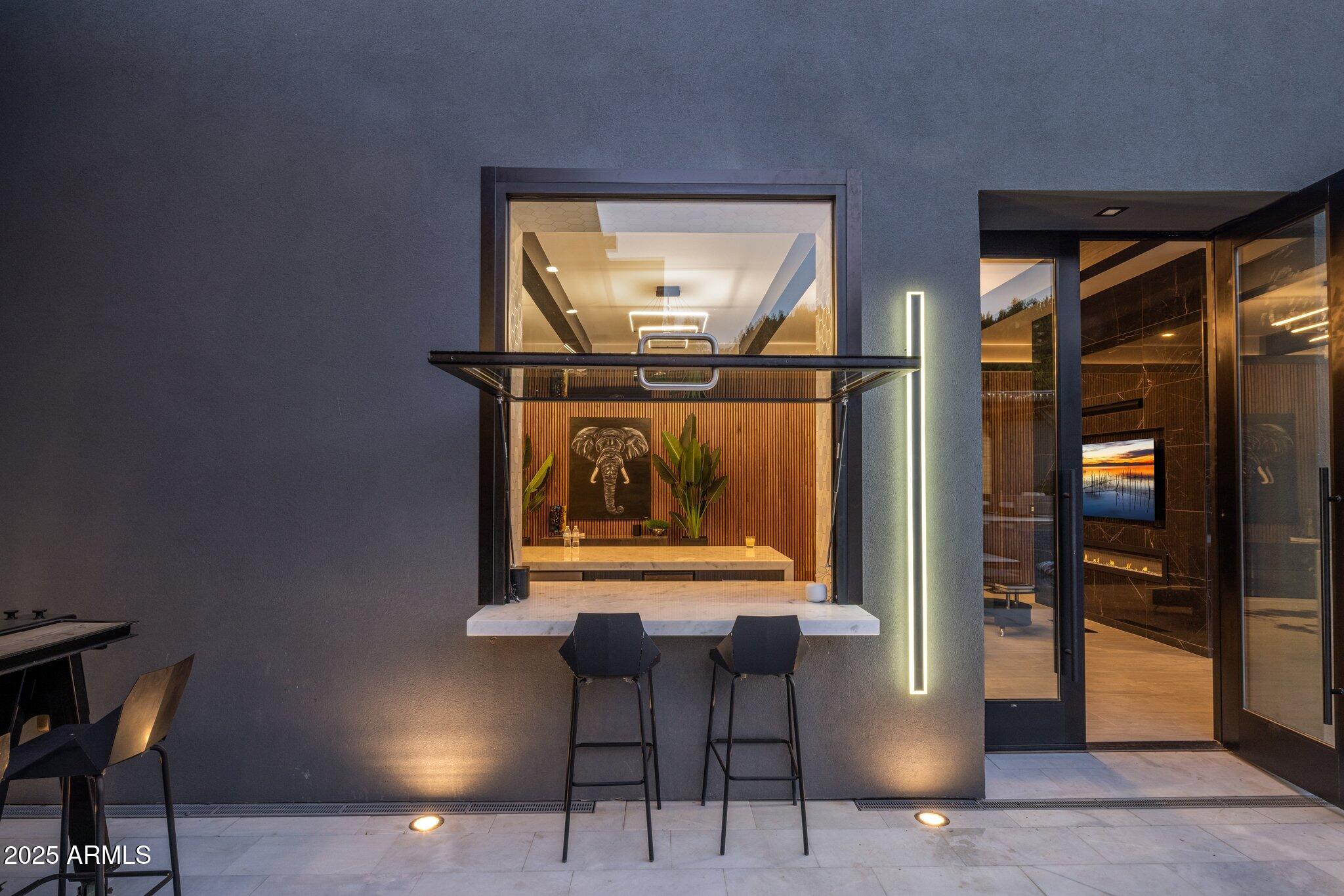 7223 N BLACK ROCK Trail