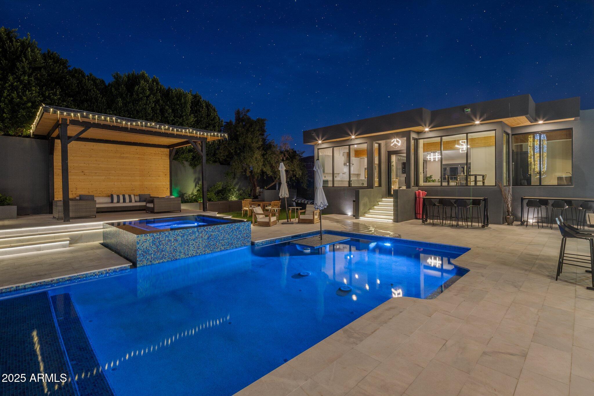 7223 N BLACK ROCK Trail