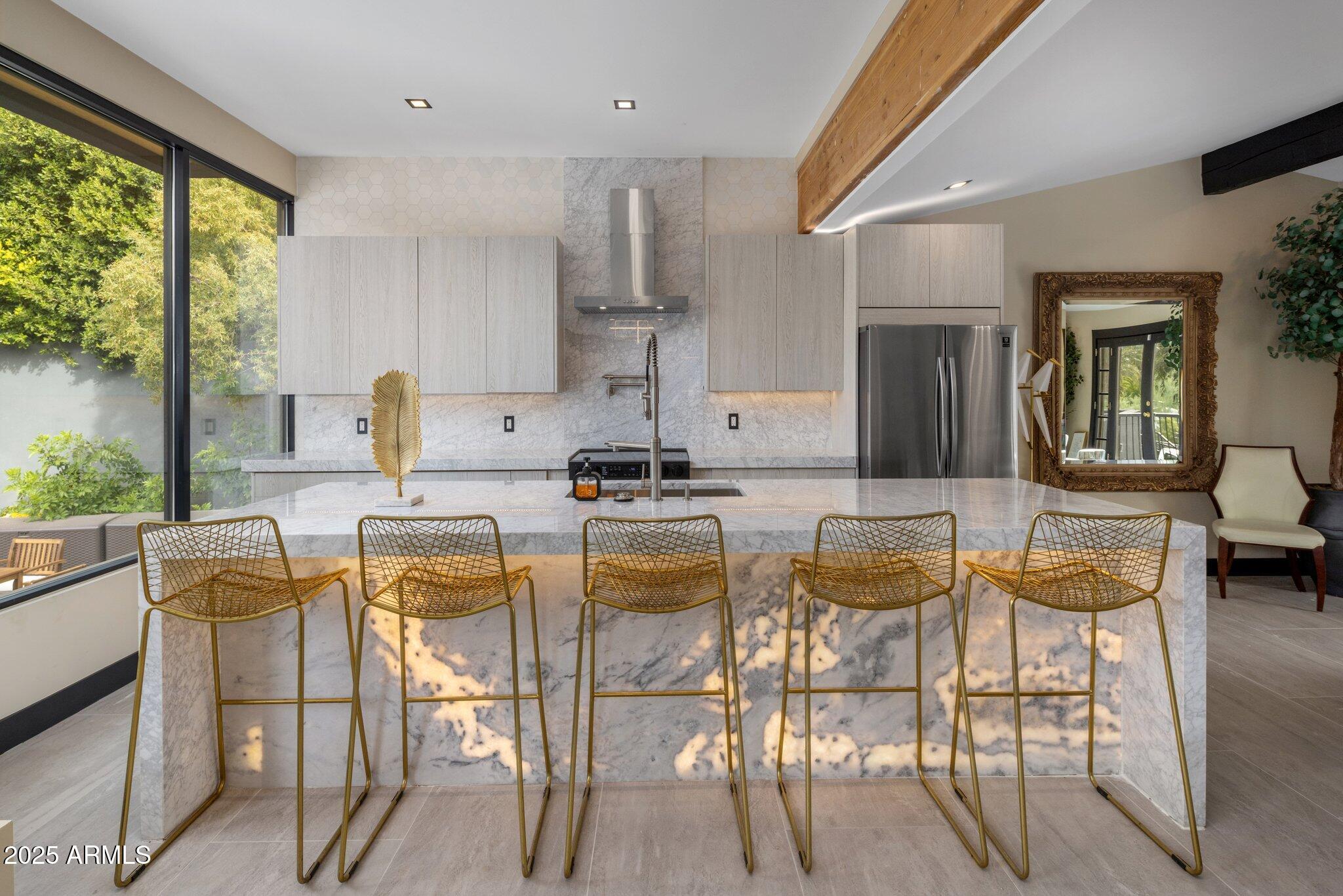 7223 N BLACK ROCK Trail