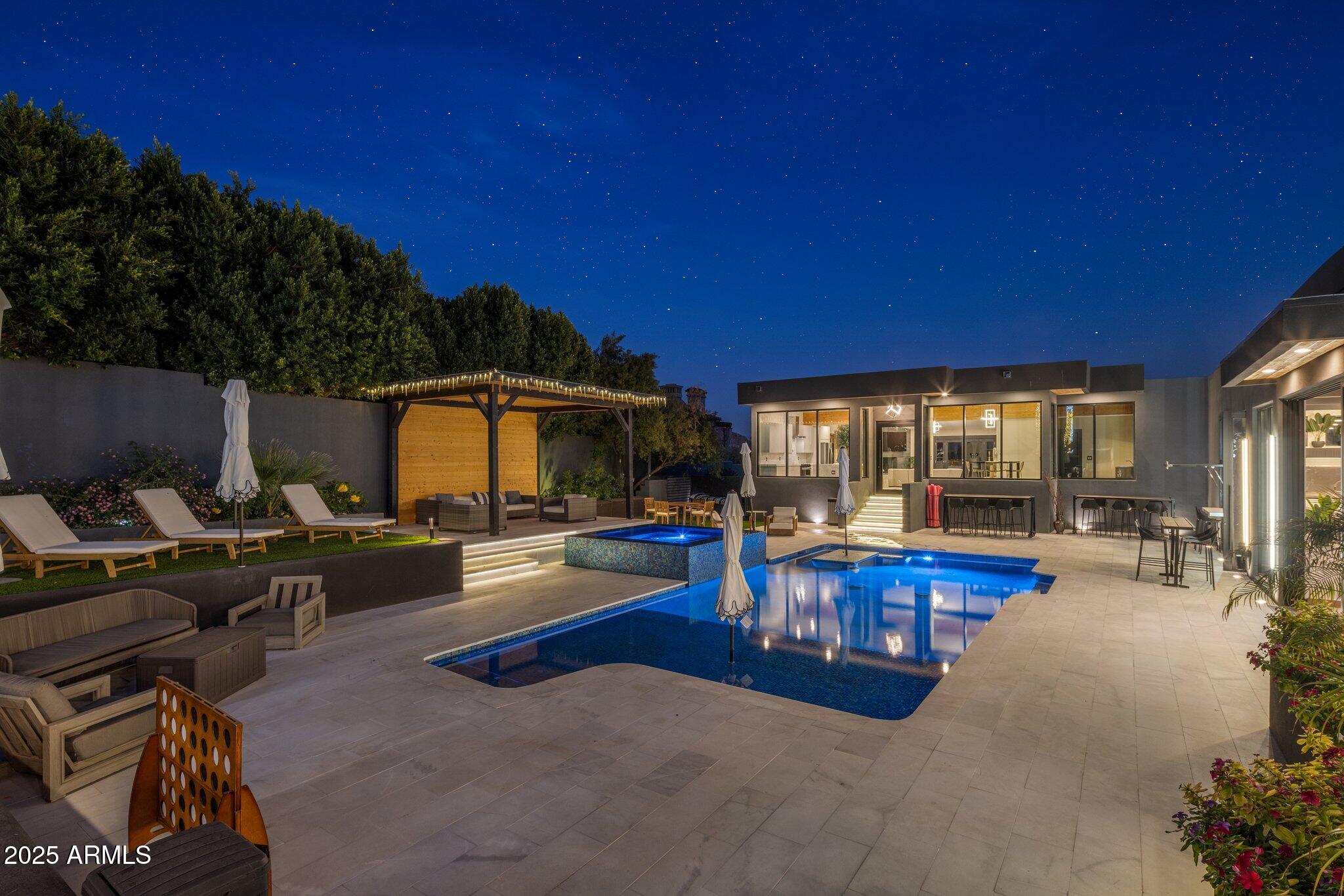 7223 N BLACK ROCK Trail