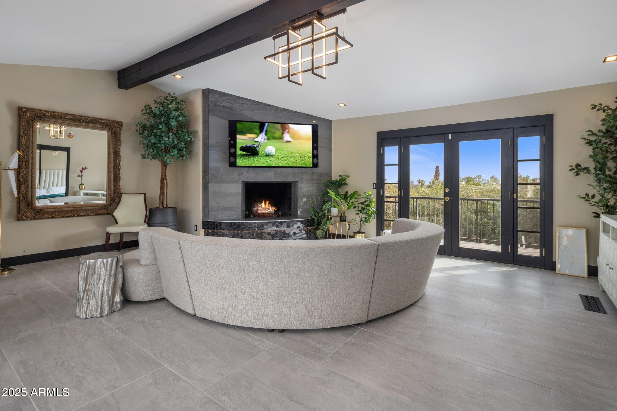 7223 N BLACK ROCK Trail