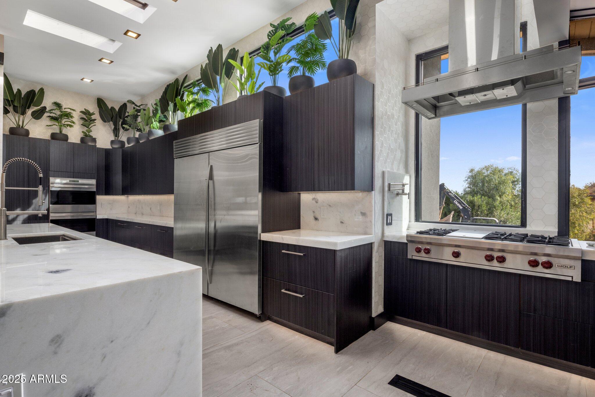 7223 N BLACK ROCK Trail