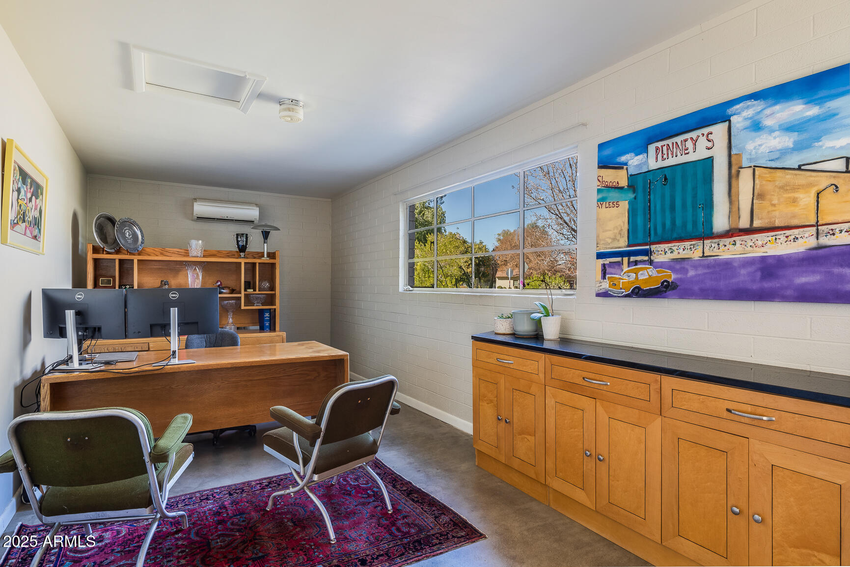245 W BERRIDGE Lane