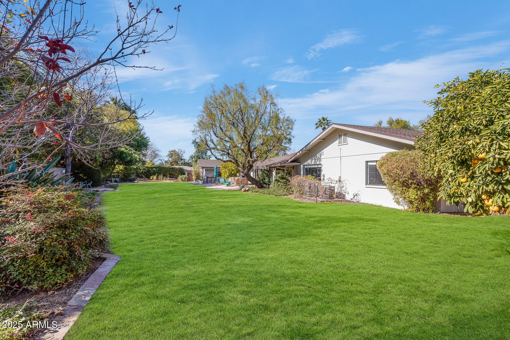 245 W BERRIDGE Lane