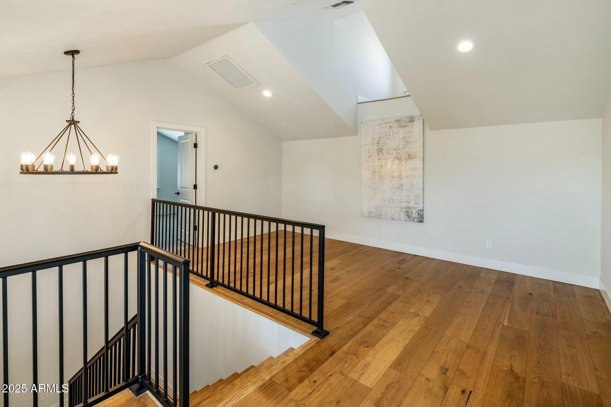 3902 E FAIRMOUNT Avenue