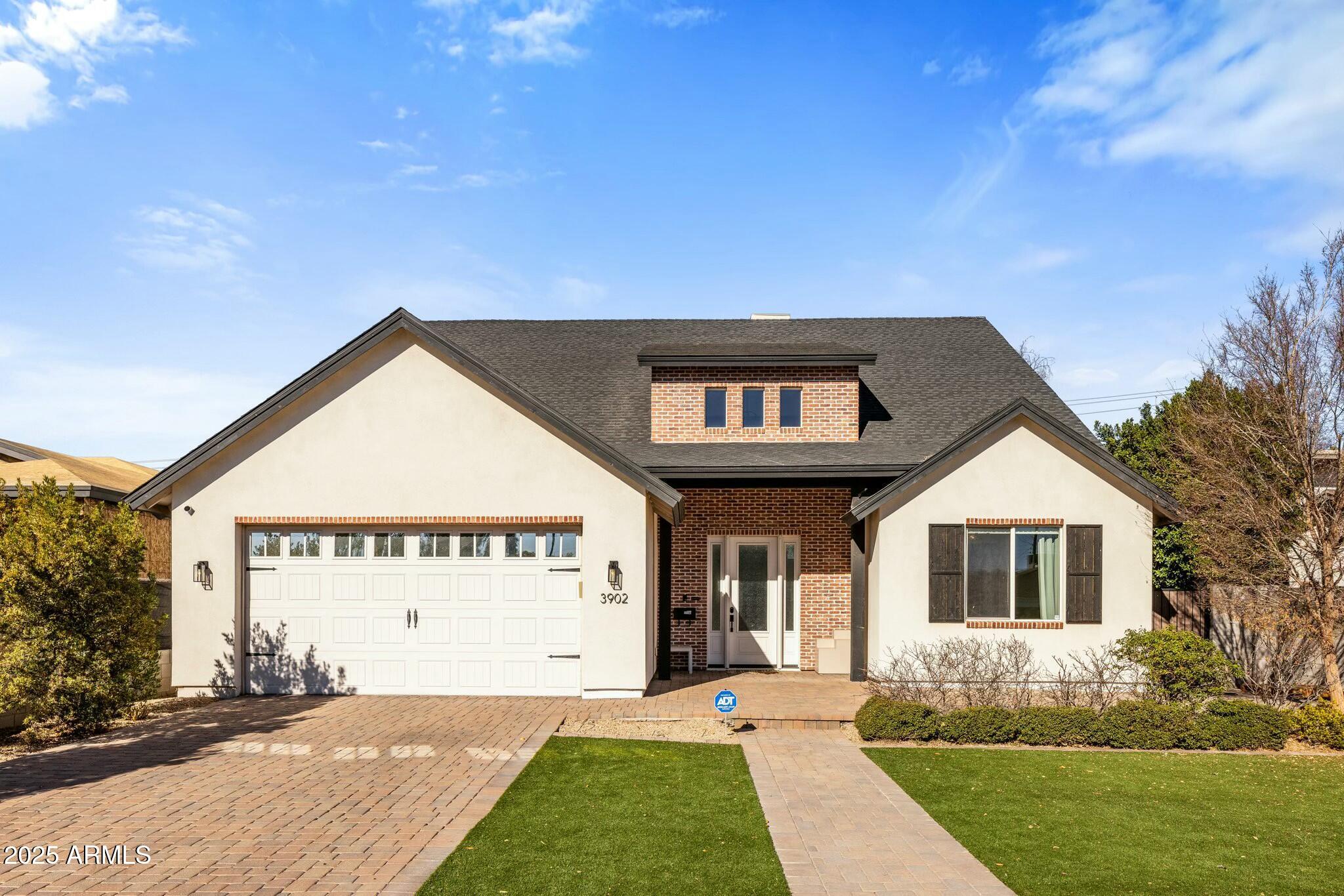 3902 E FAIRMOUNT Avenue