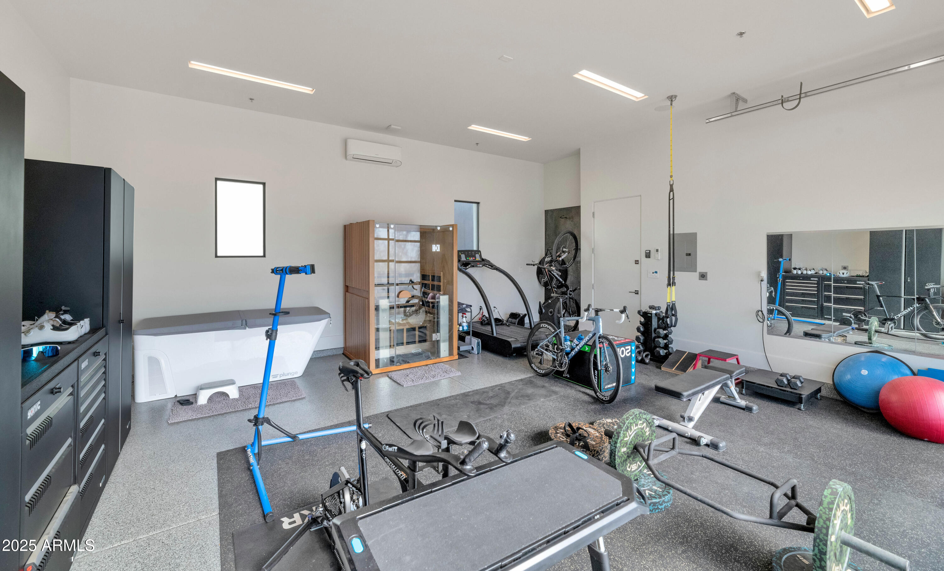 6826 E JOSHUA TREE Lane