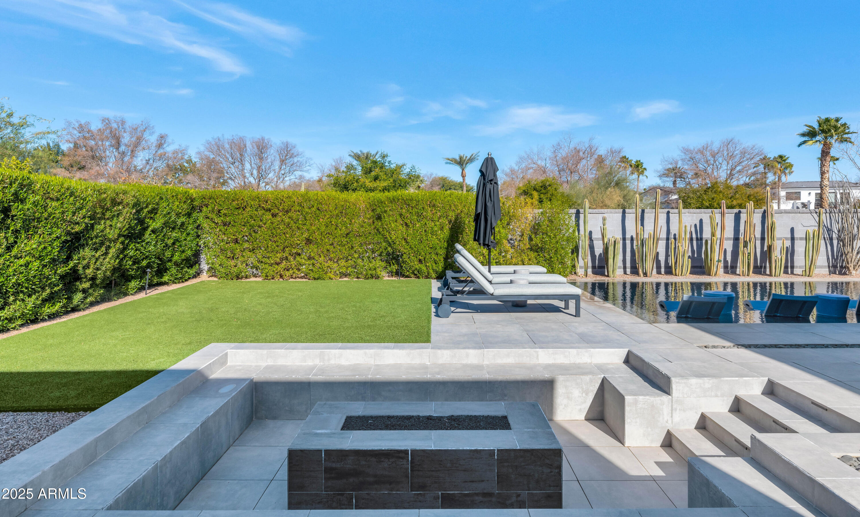 6826 E JOSHUA TREE Lane