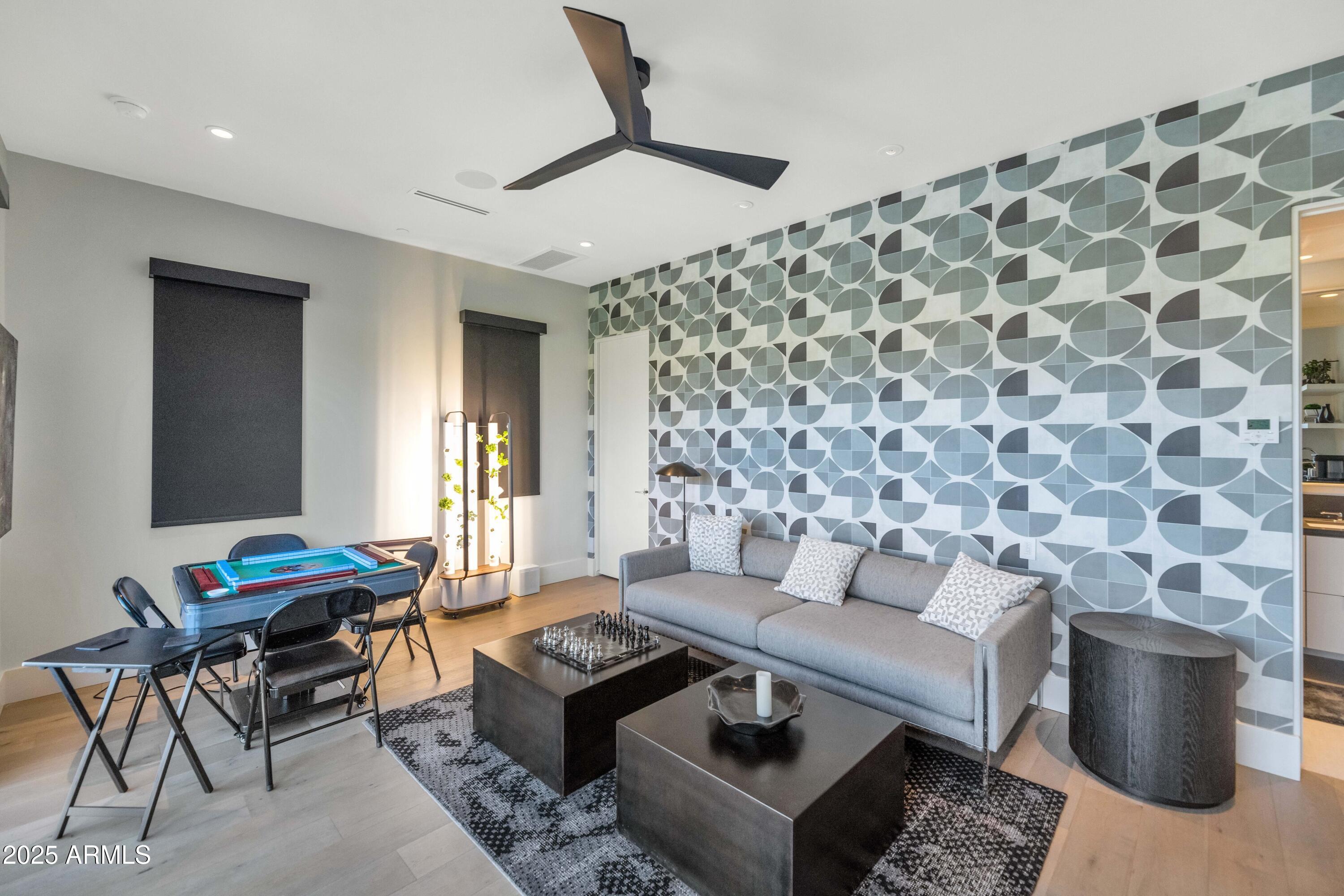 6826 E JOSHUA TREE Lane