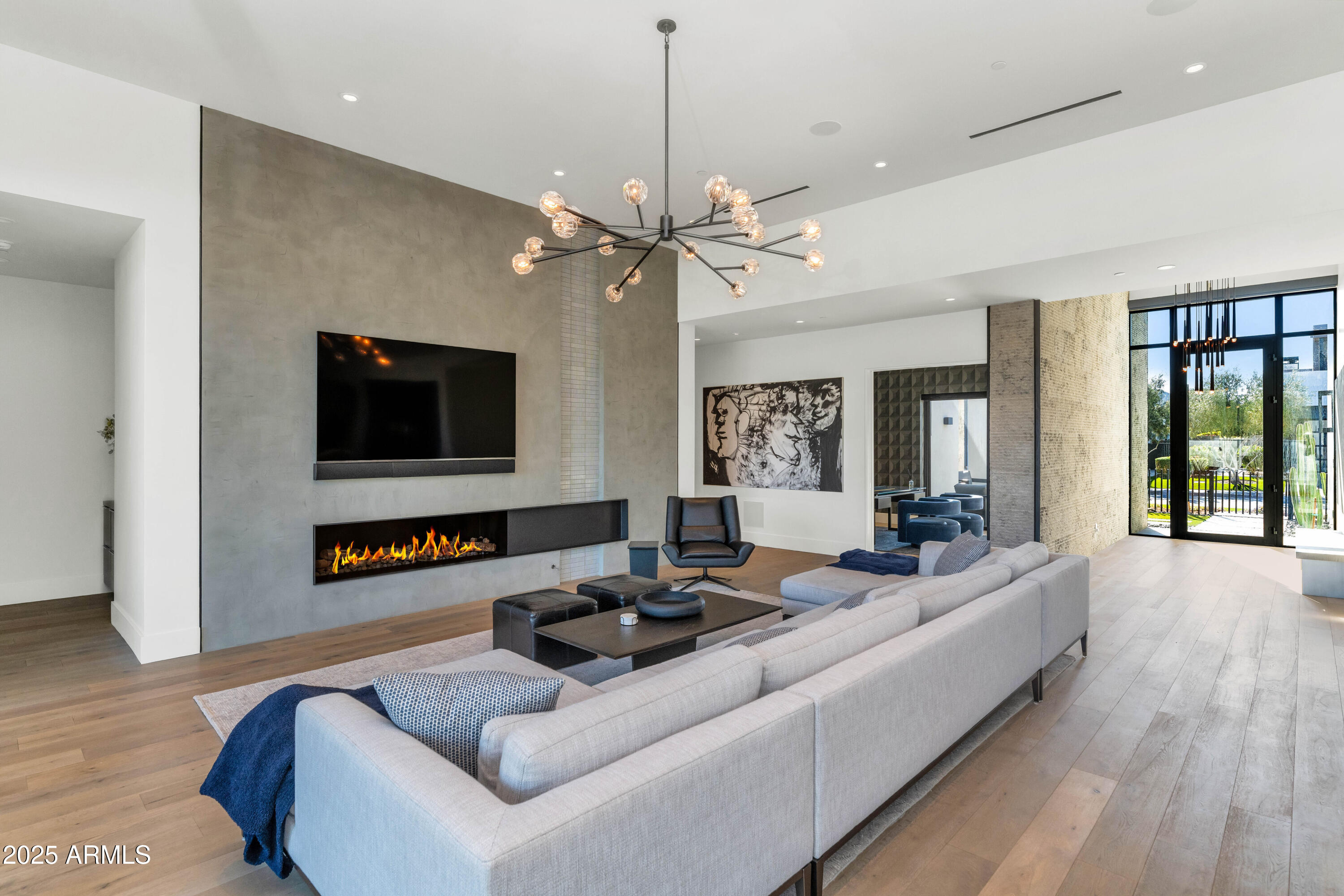 6826 E JOSHUA TREE Lane