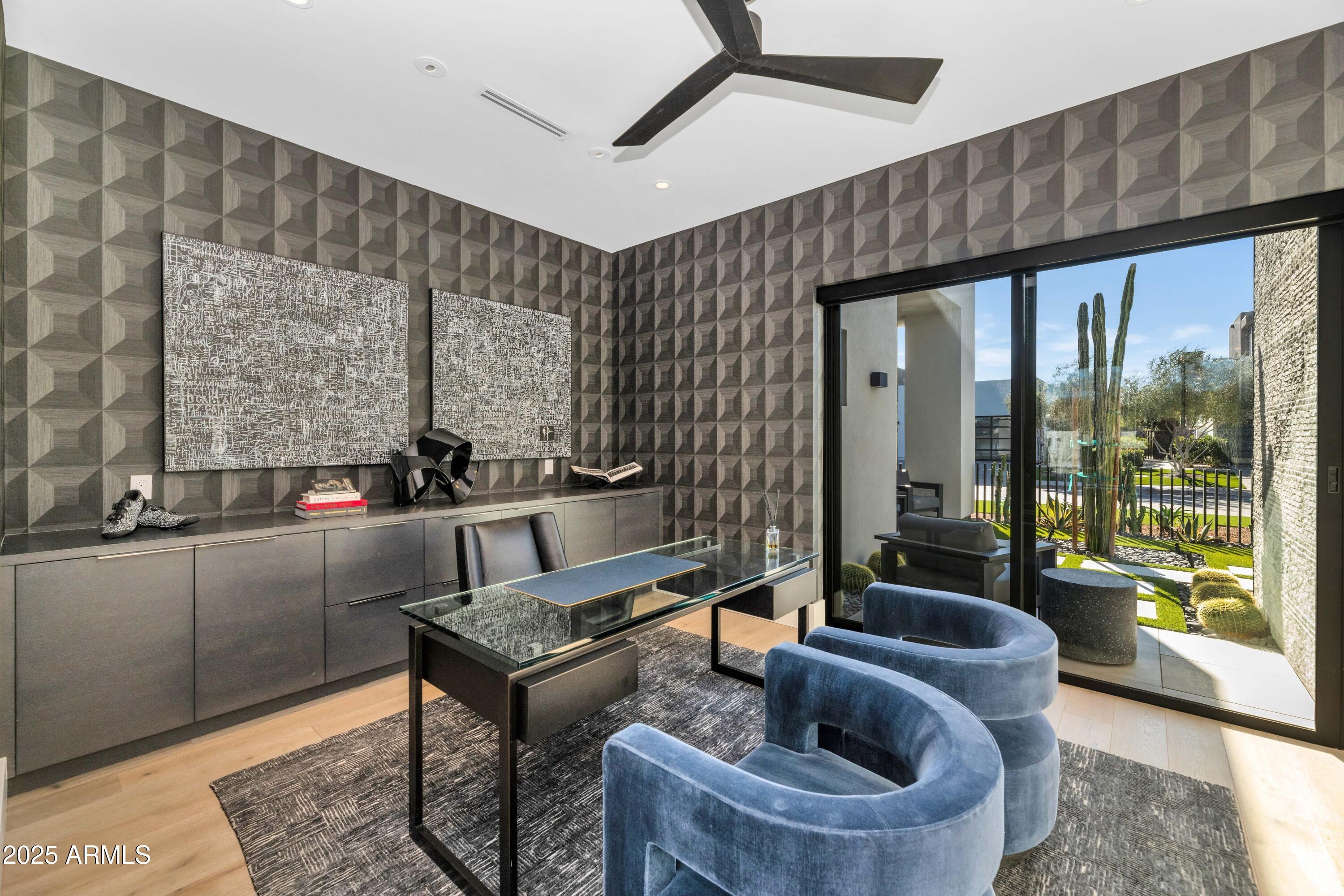 6826 E JOSHUA TREE Lane