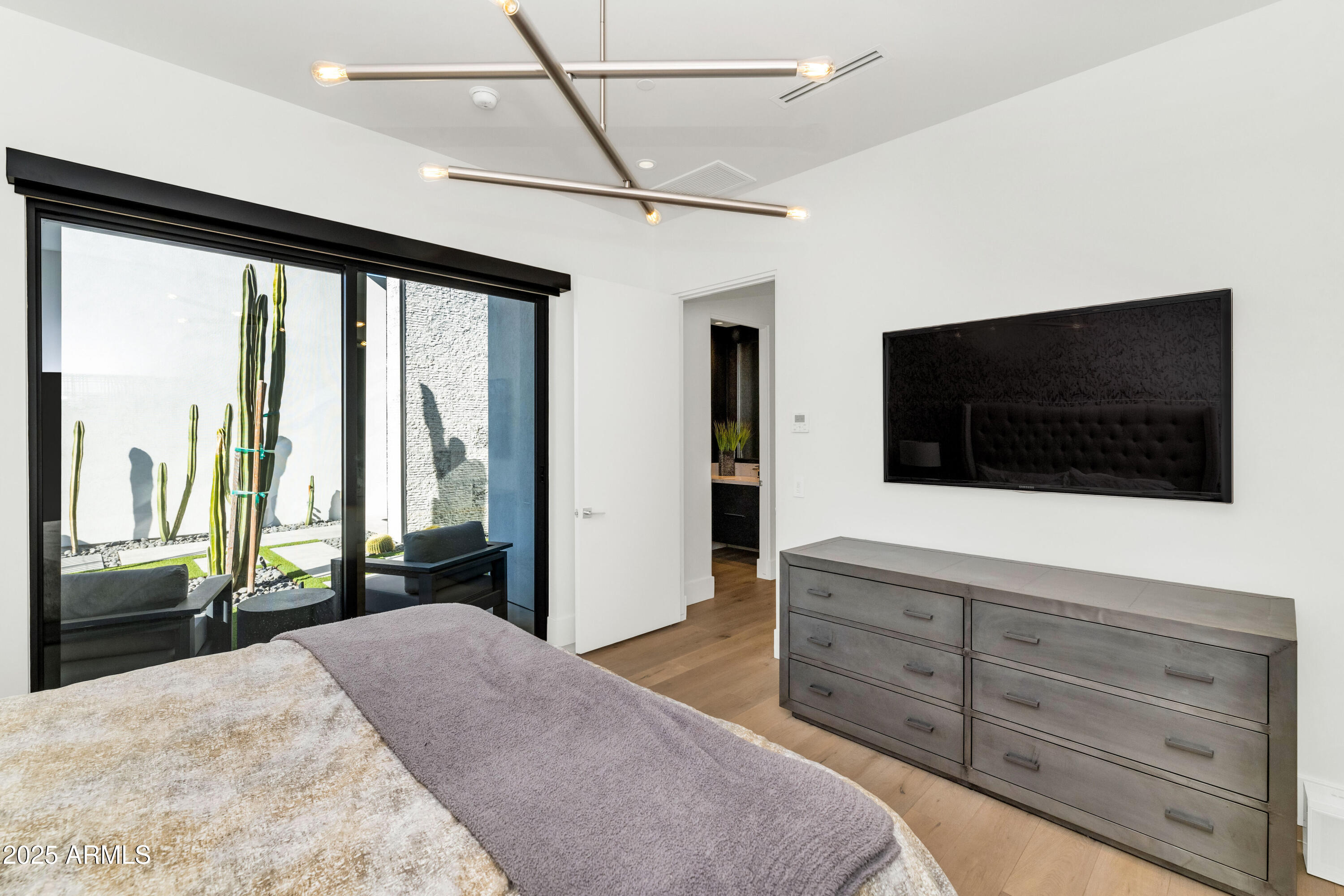 6826 E JOSHUA TREE Lane