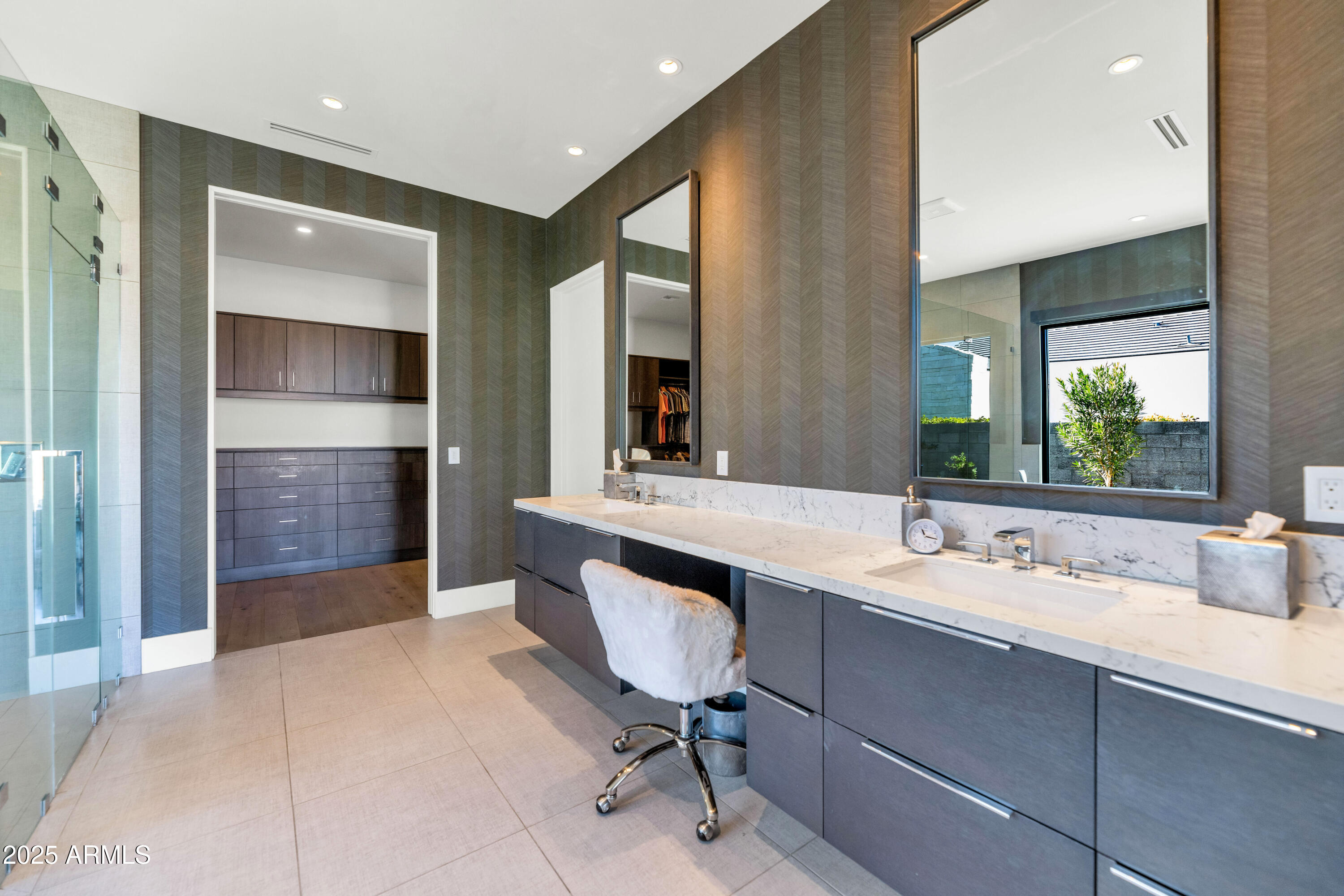 6826 E JOSHUA TREE Lane