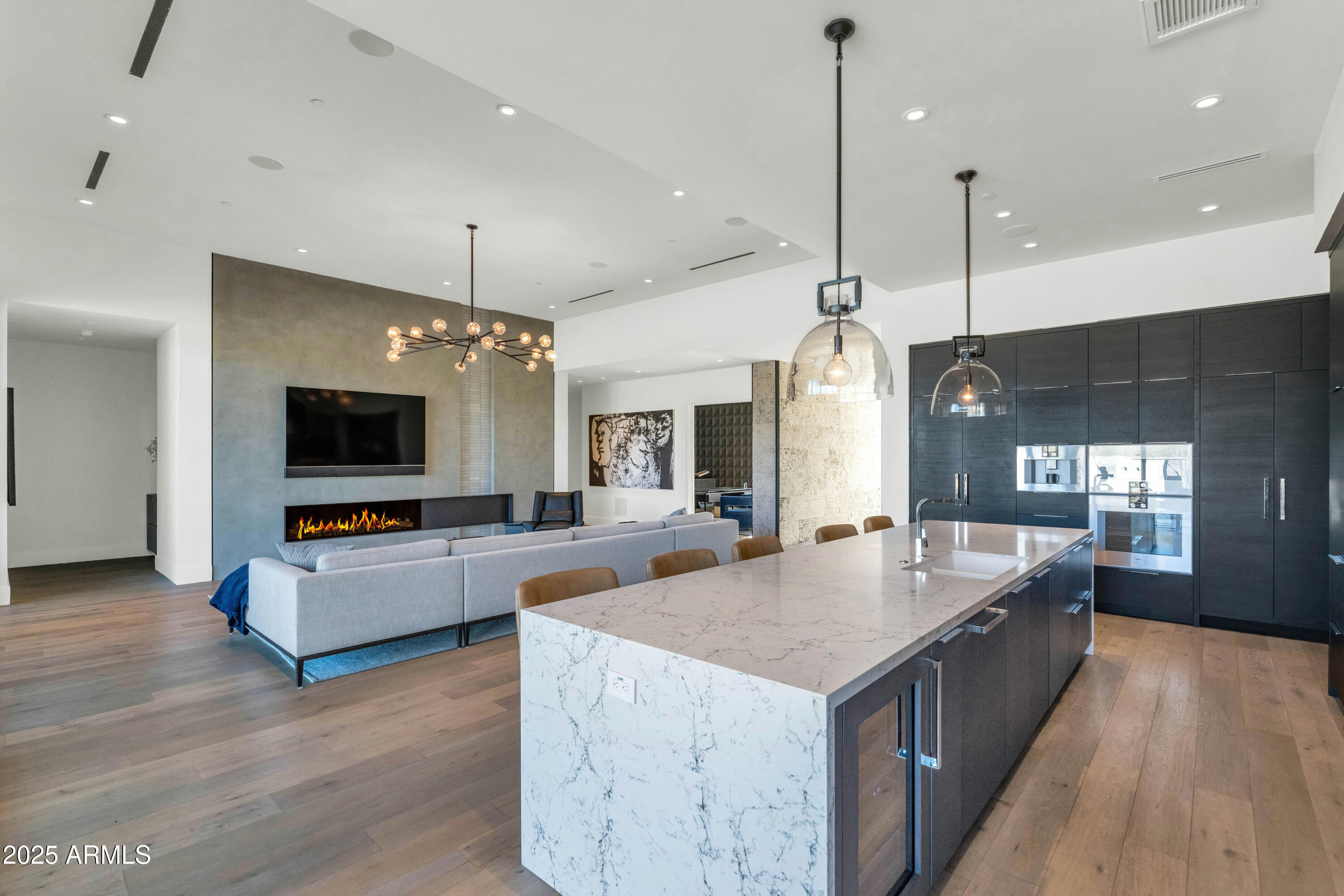 6826 E JOSHUA TREE Lane