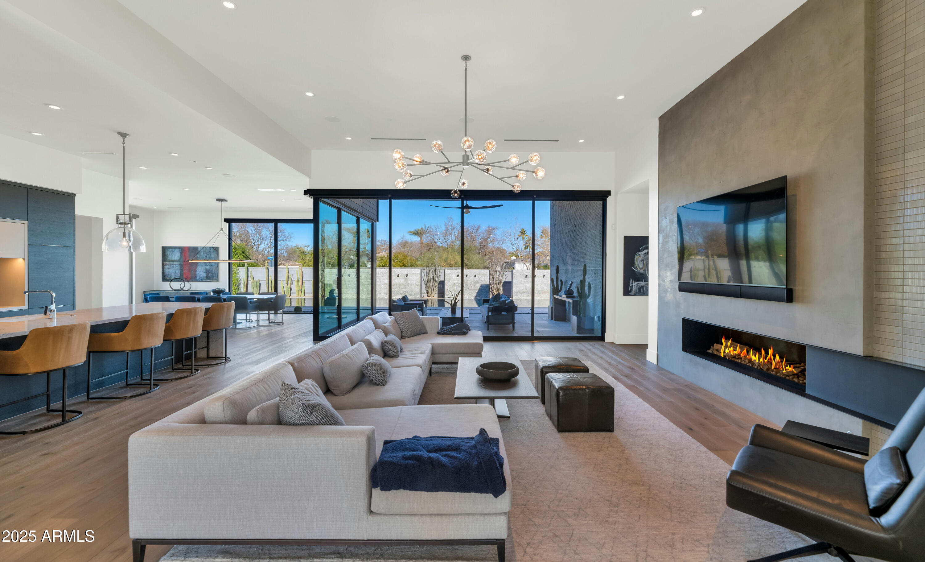 6826 E JOSHUA TREE Lane