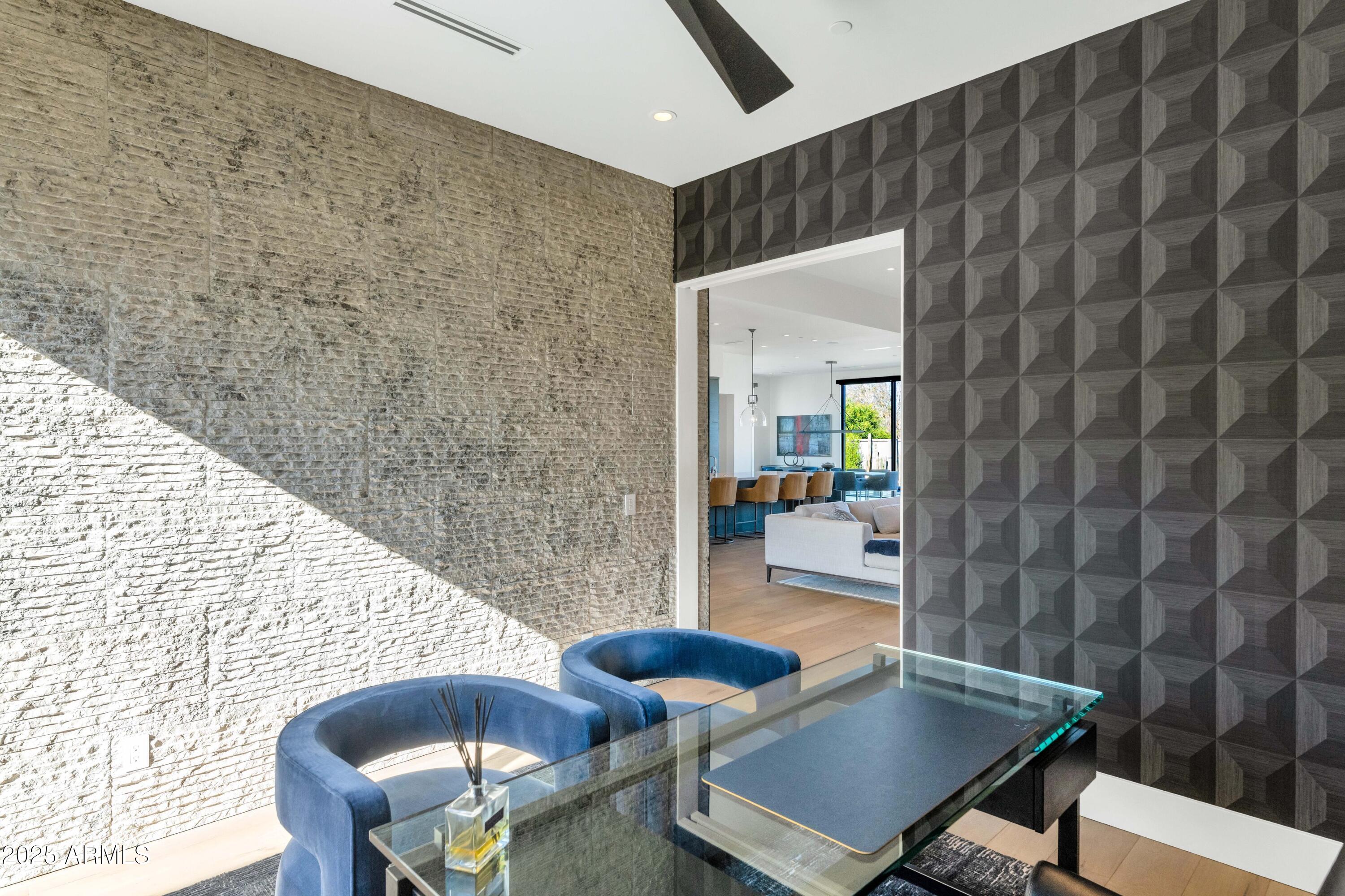 6826 E JOSHUA TREE Lane