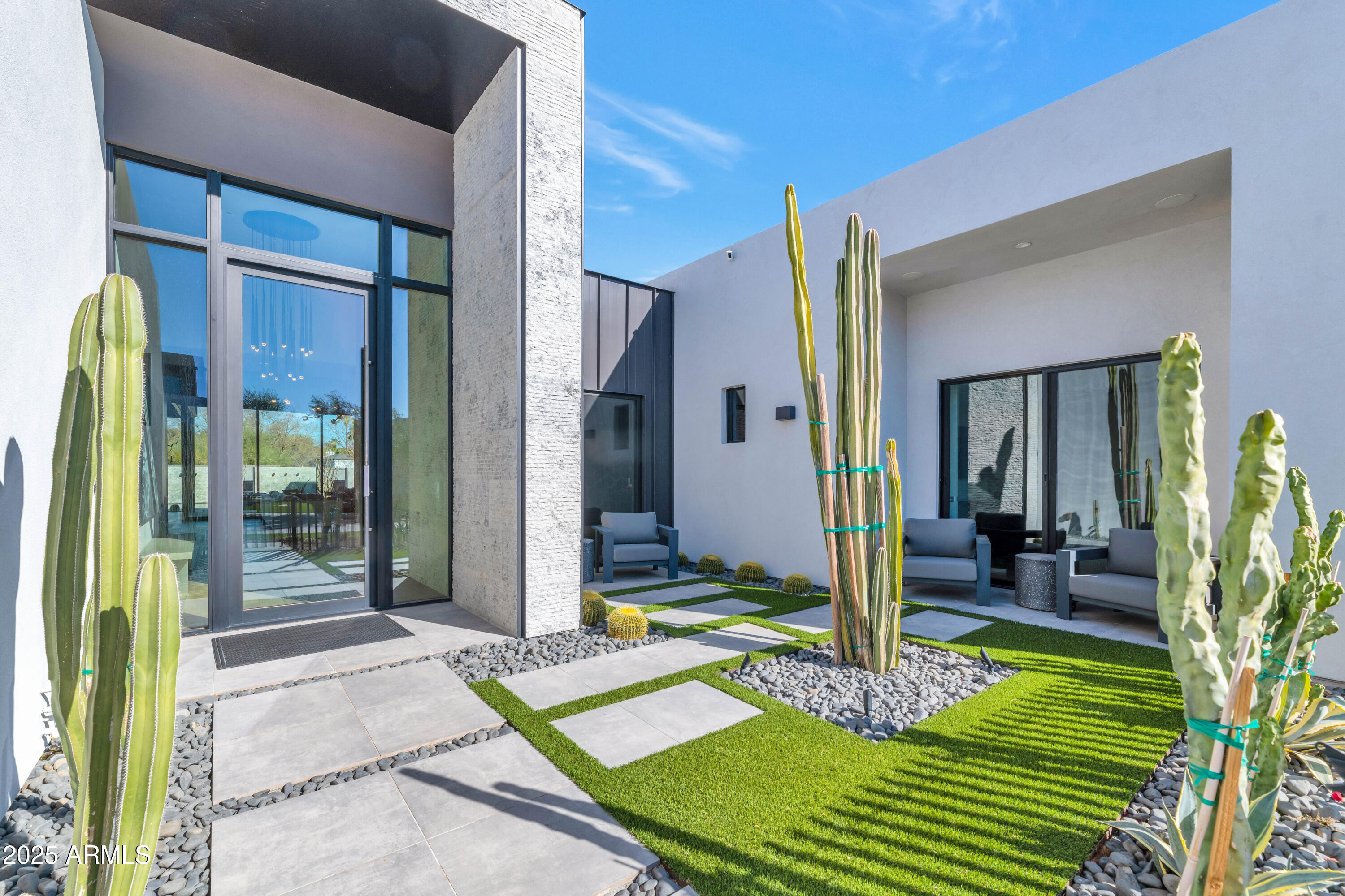 6826 E JOSHUA TREE Lane