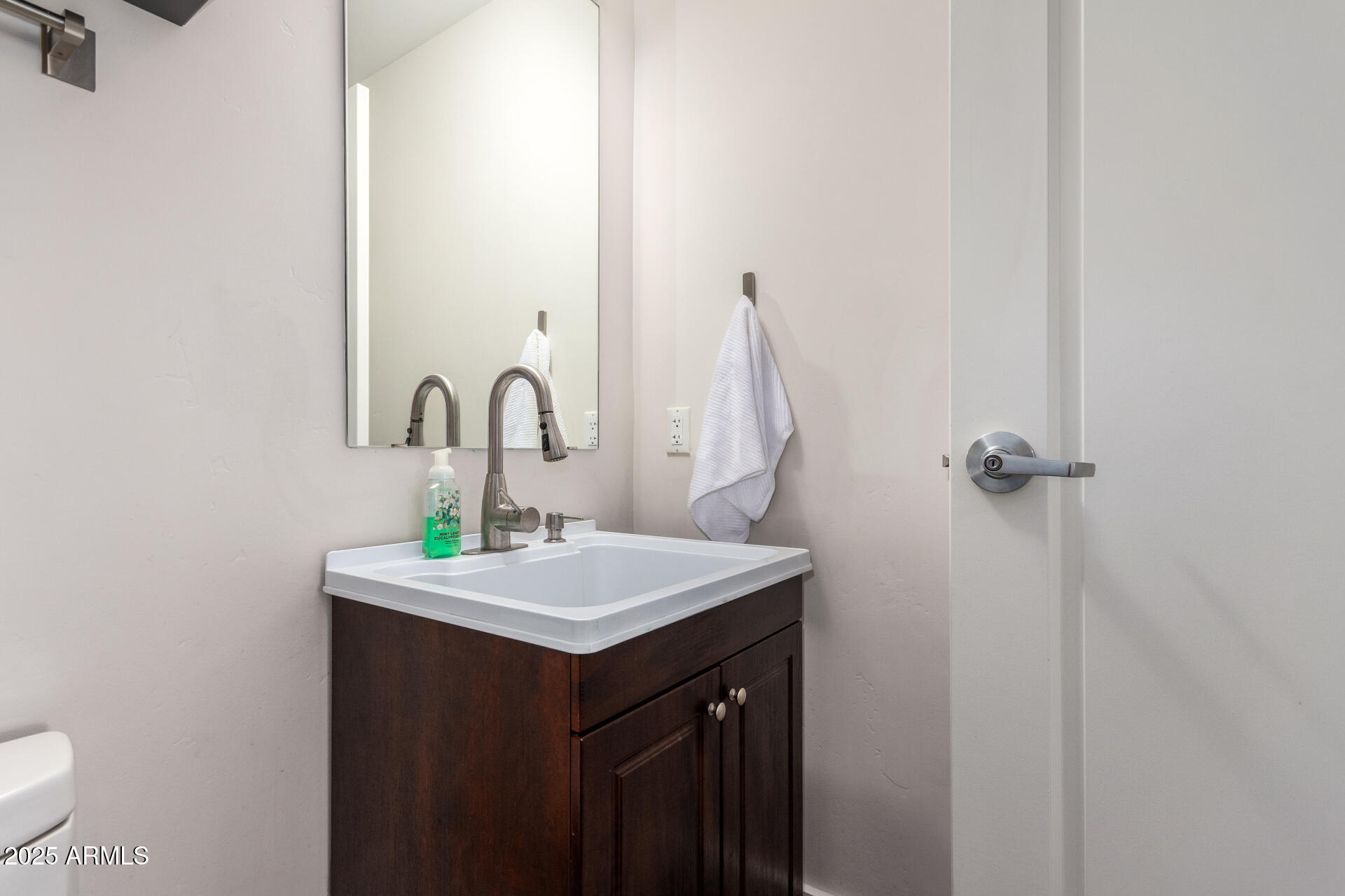 310 S 4TH Street # 1006