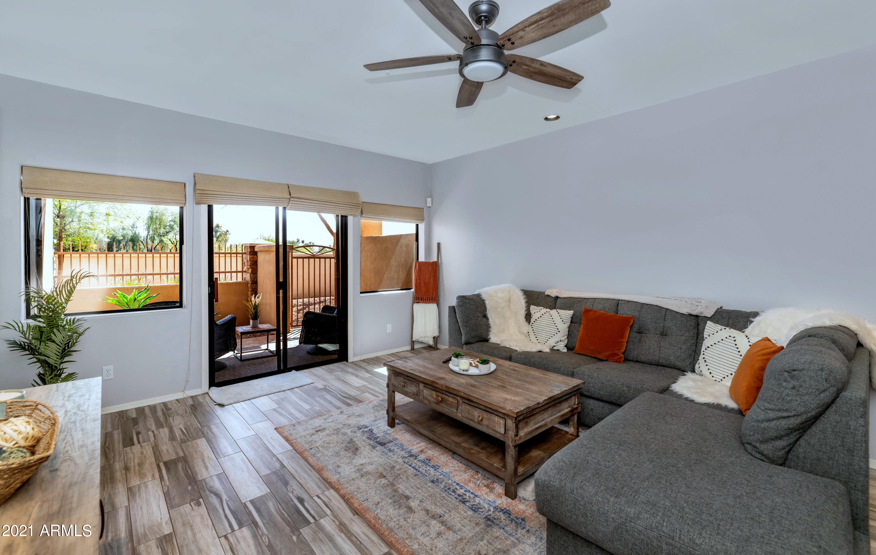 7609 E INDIAN BEND Road # 1015