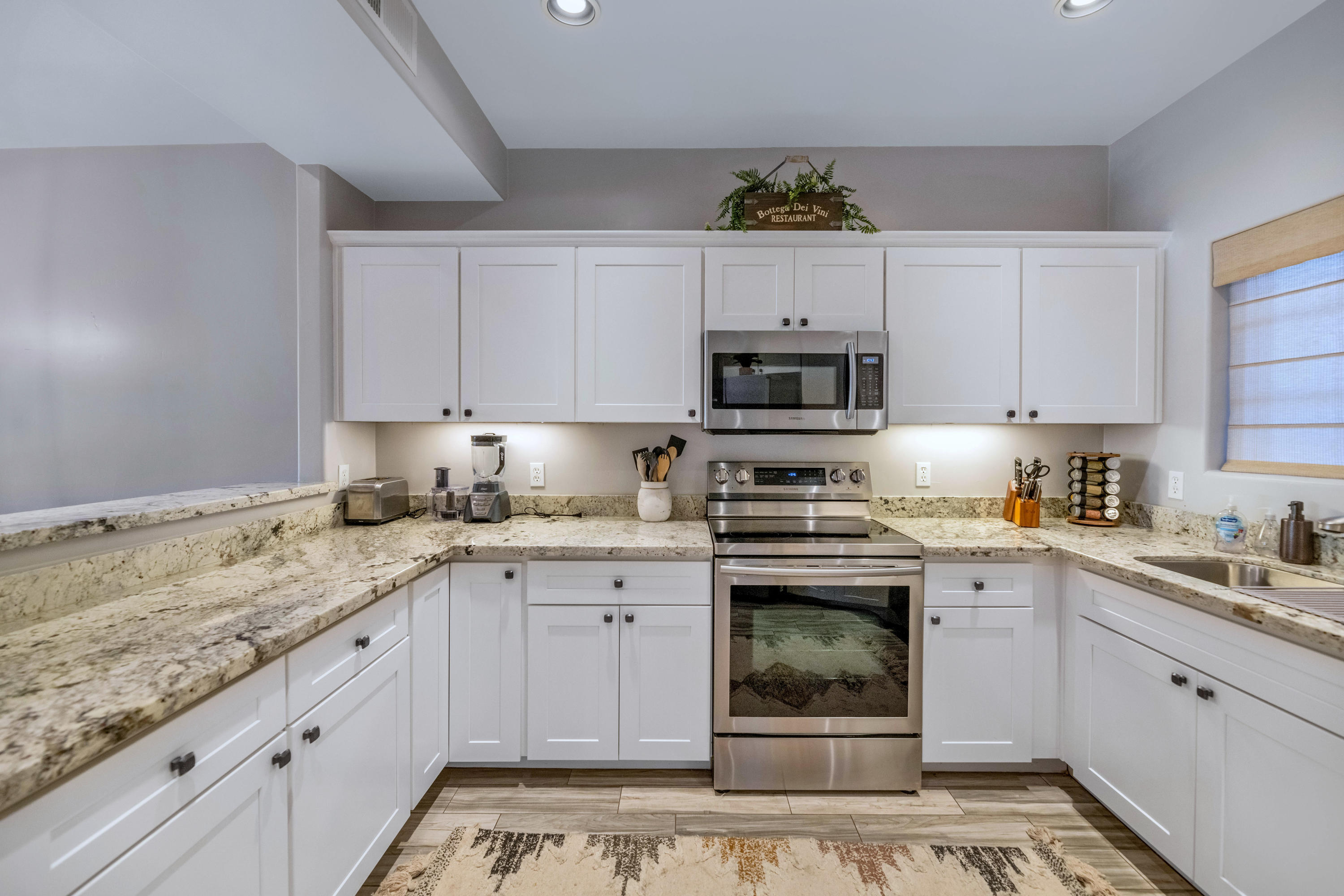 7609 E INDIAN BEND Road # 1015