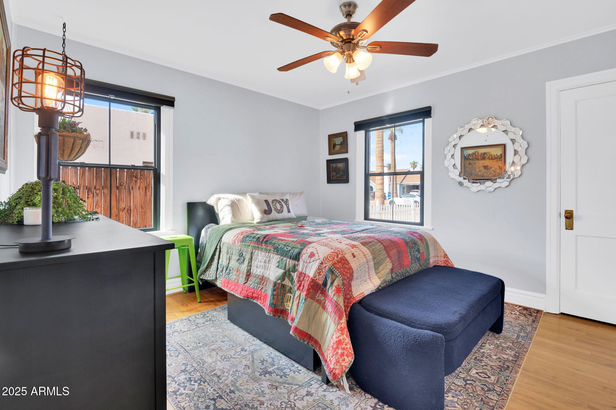 1613 E WILLETTA Street