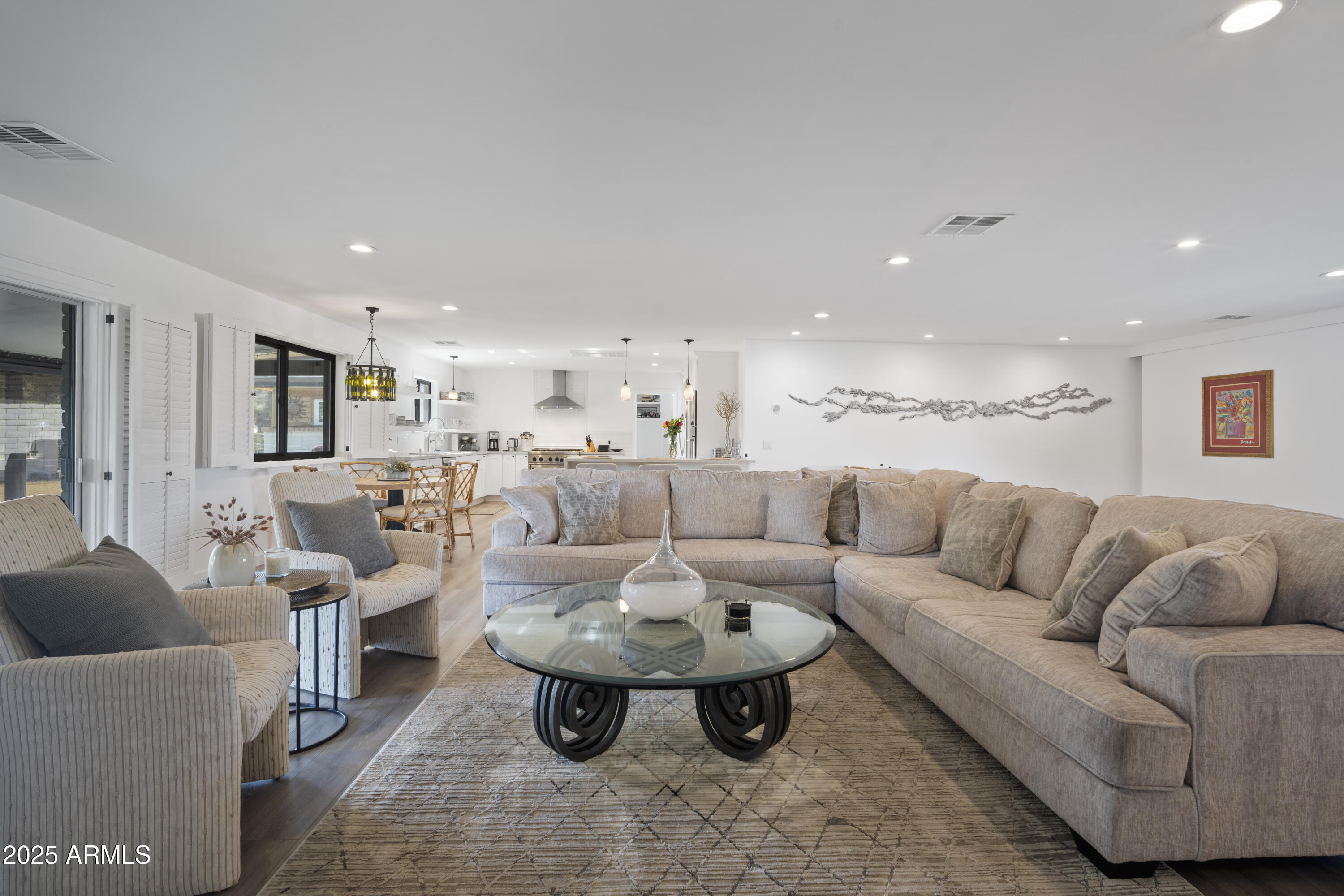 347 W SOUTHERN HILLS Road