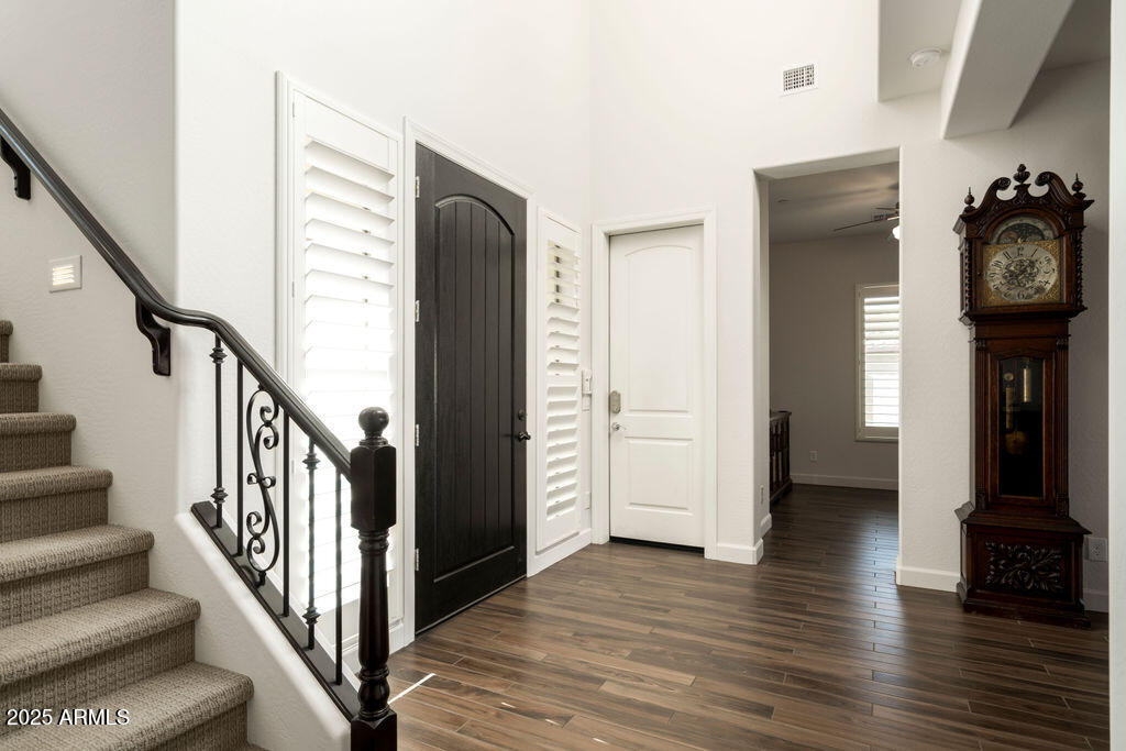 5528 E WINDSTONE Trail