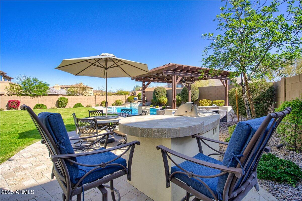 5528 E WINDSTONE Trail