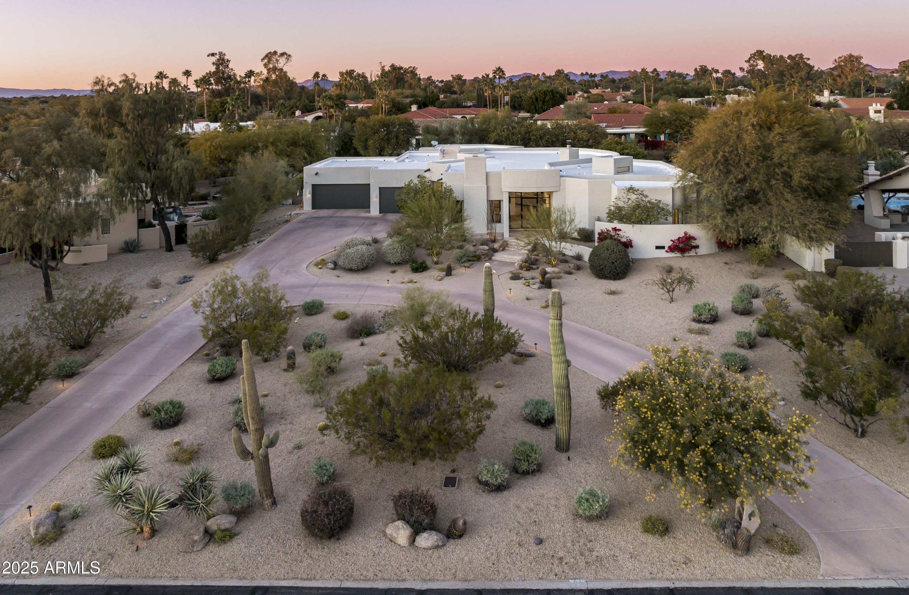 8250 E VIA DEL SOL Drive