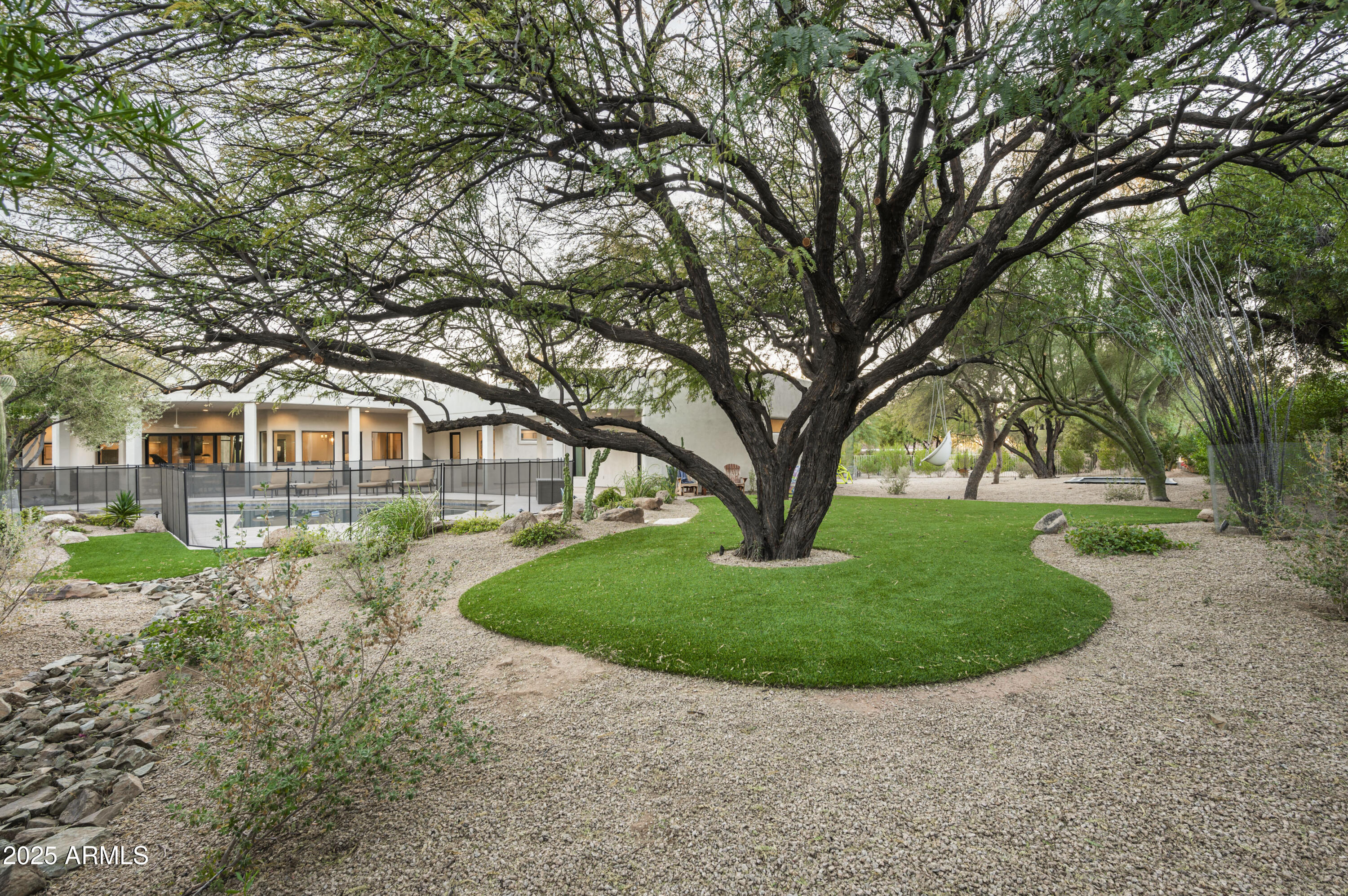 8250 E VIA DEL SOL Drive