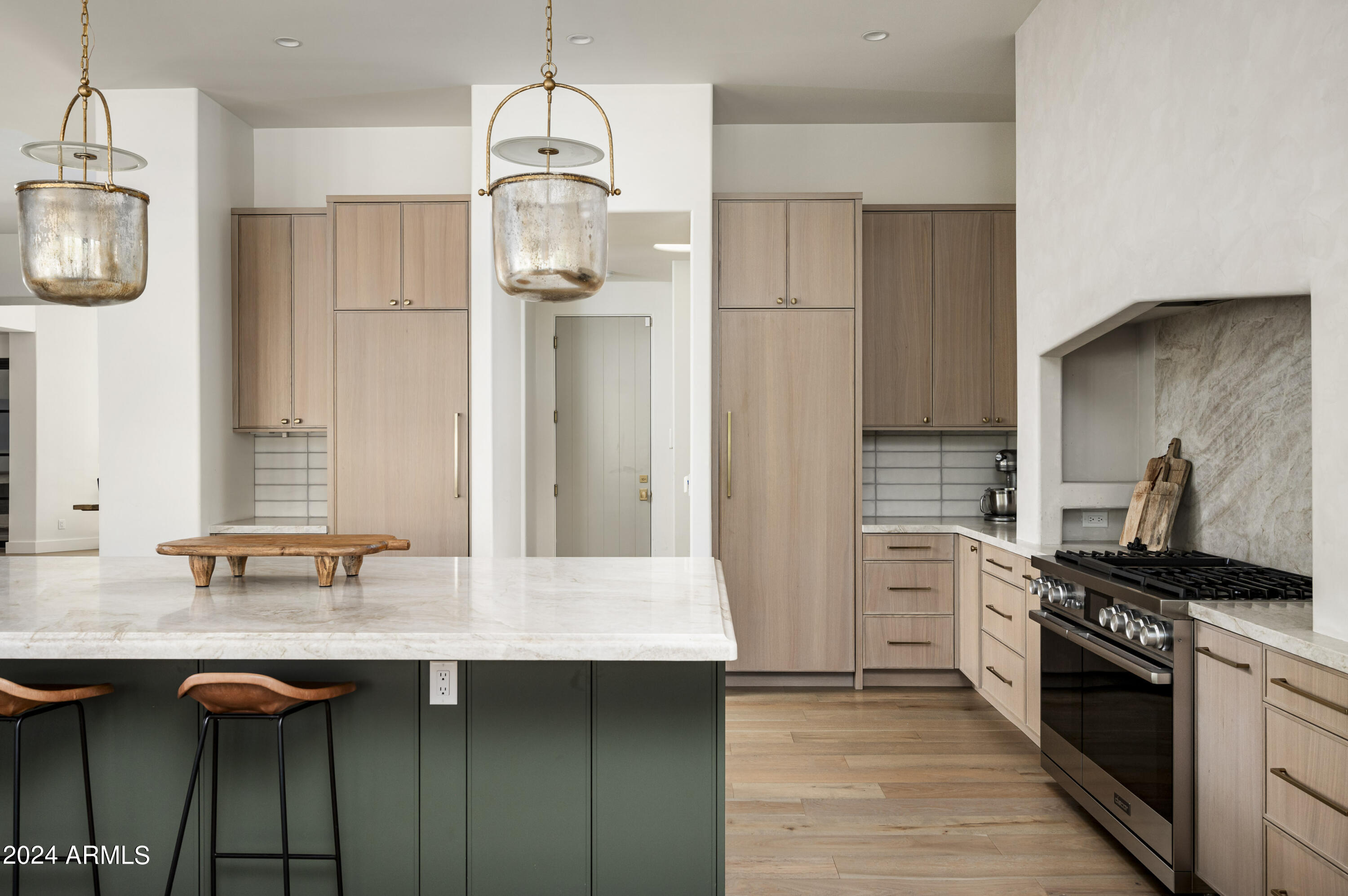 8250 E VIA DEL SOL Drive