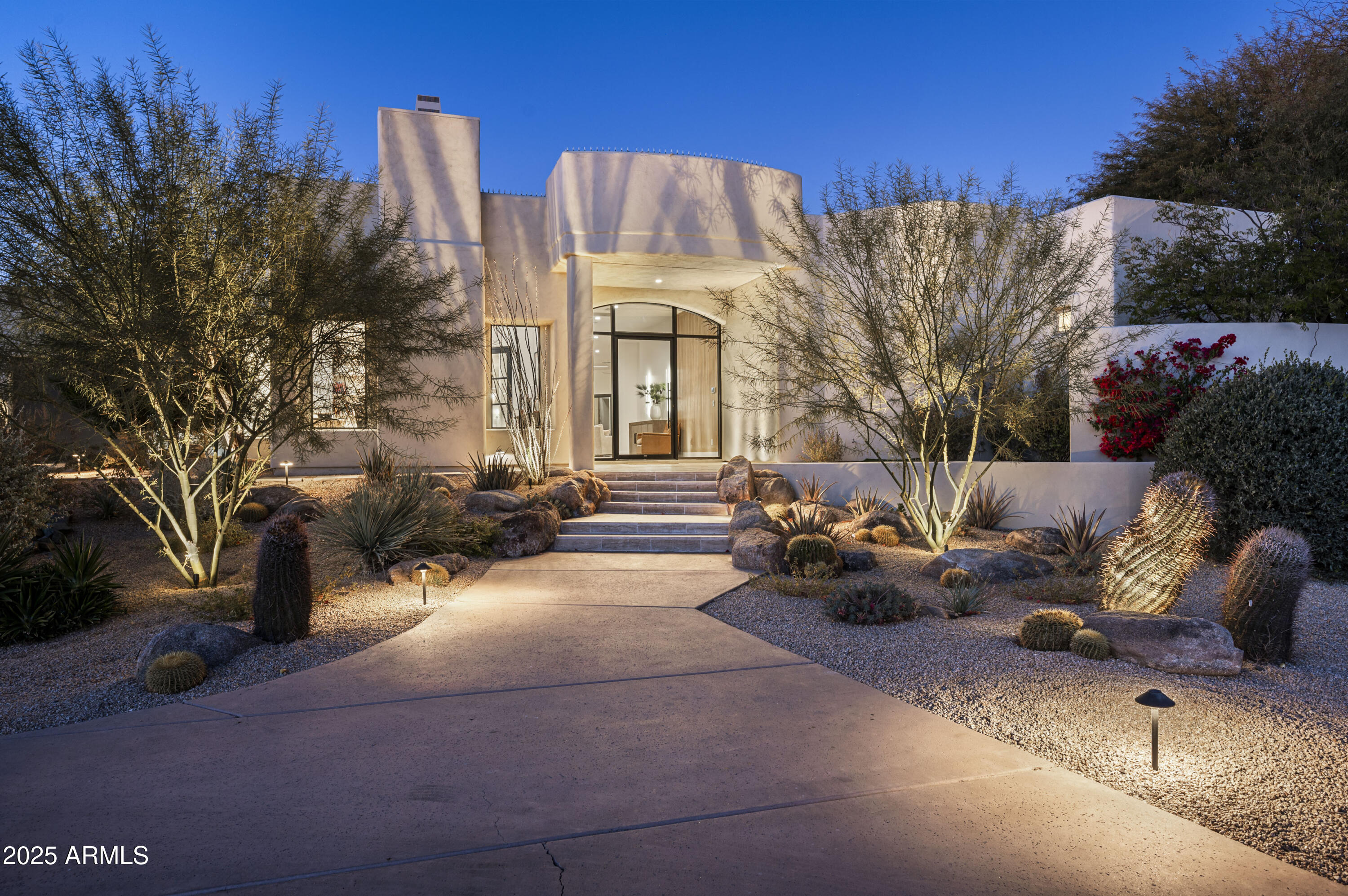 8250 E VIA DEL SOL Drive