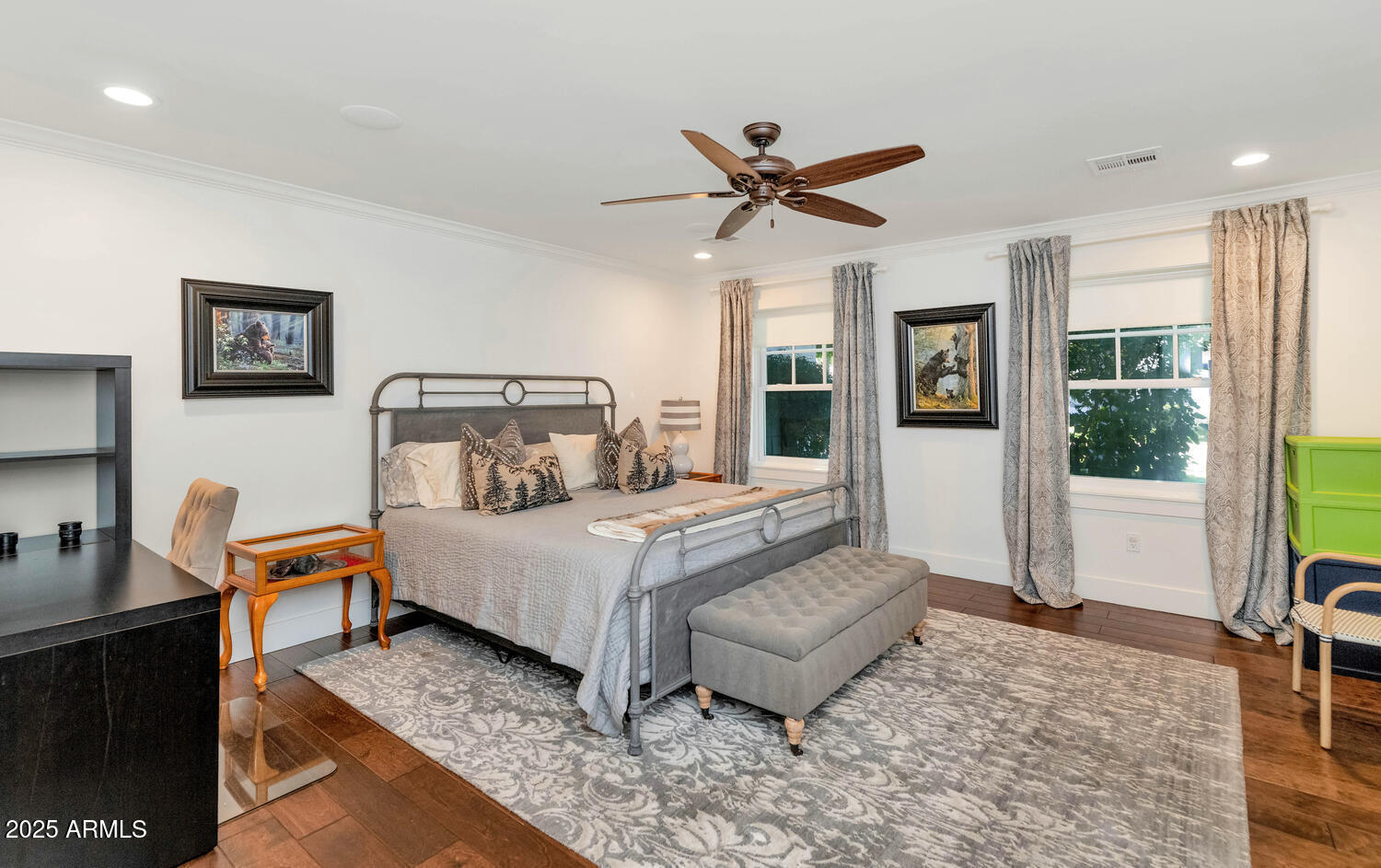 6228 E CALLE DEL MEDIA --