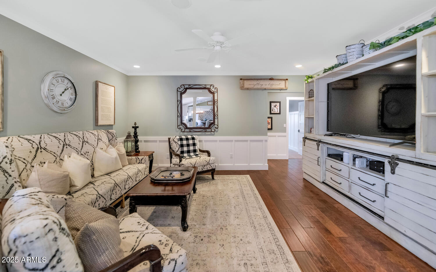 6228 E CALLE DEL MEDIA --