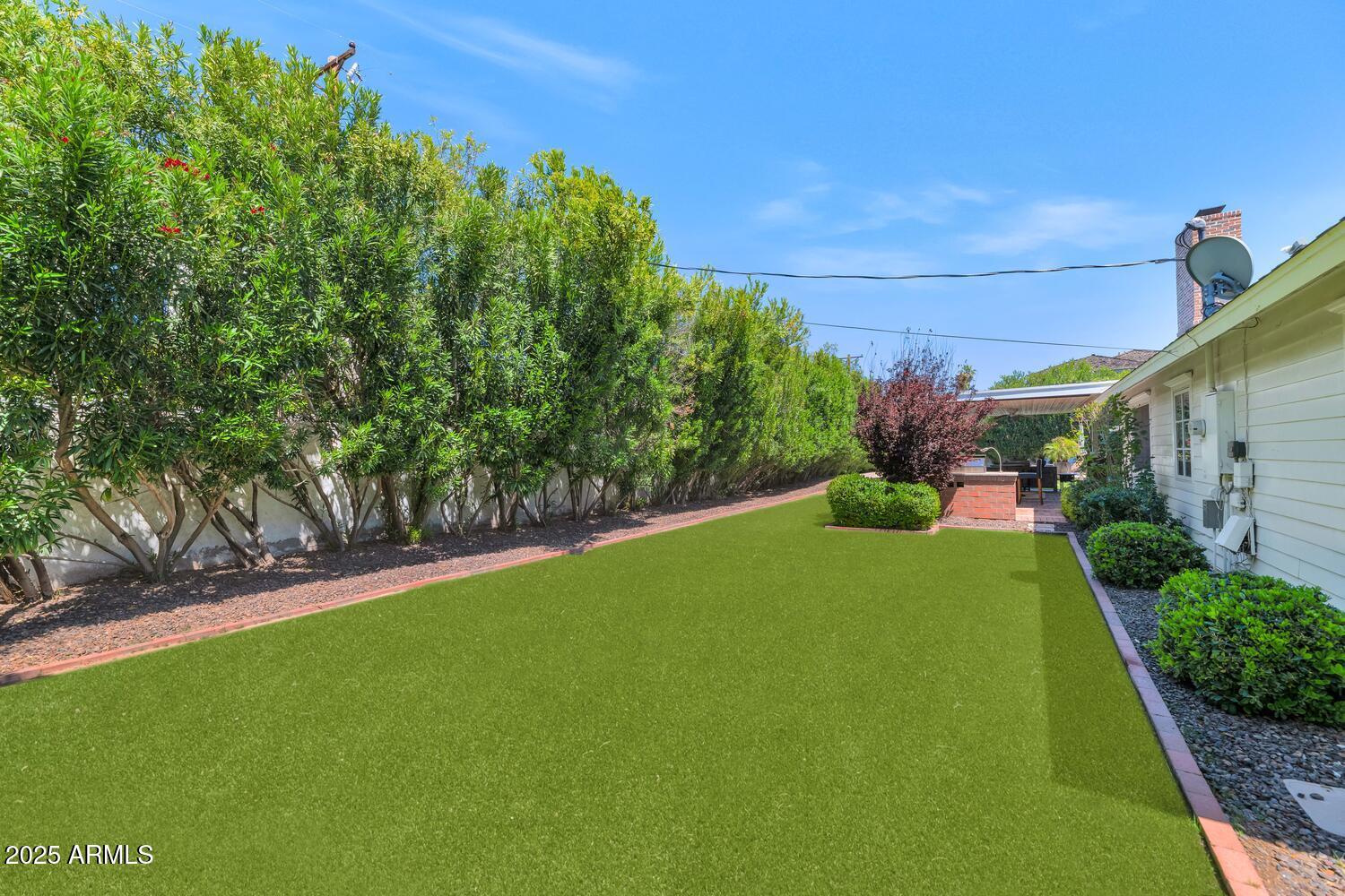 6228 E CALLE DEL MEDIA --