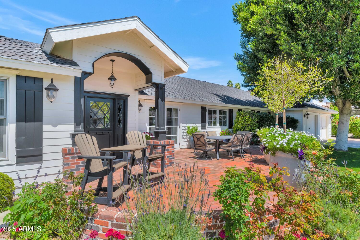 6228 E CALLE DEL MEDIA --