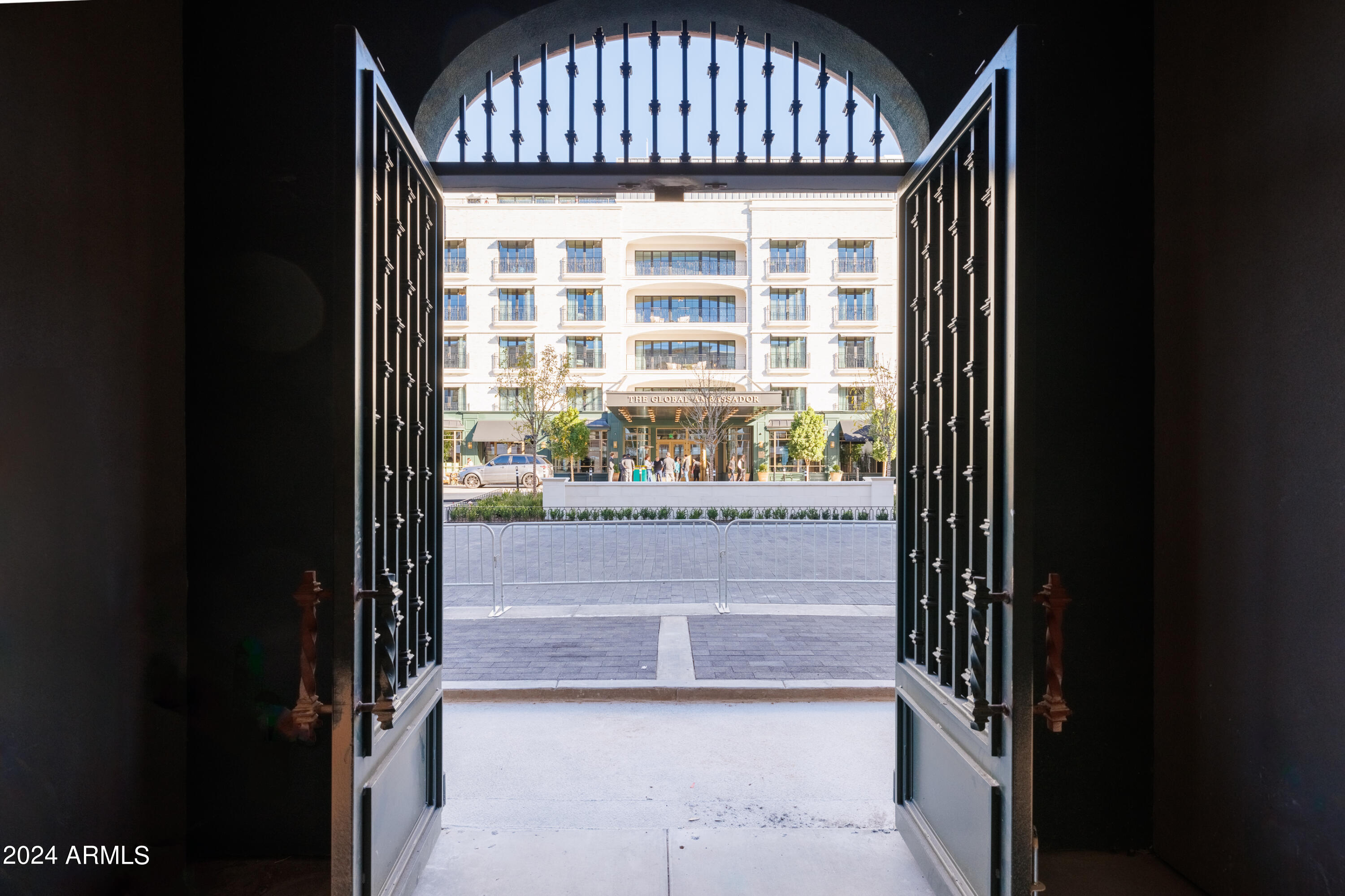 4240 E Camelback Road # 306