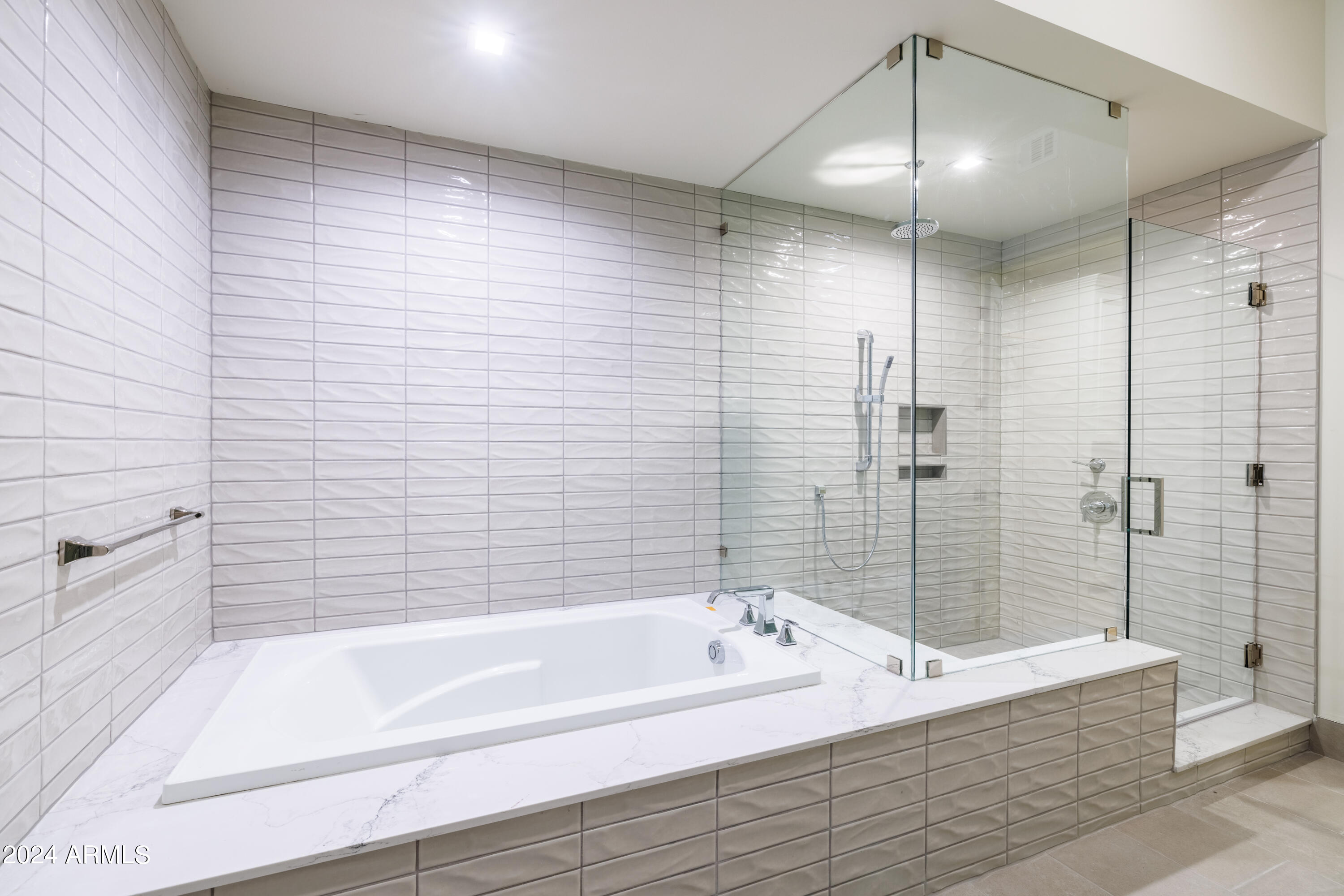 4240 E Camelback Road # 306
