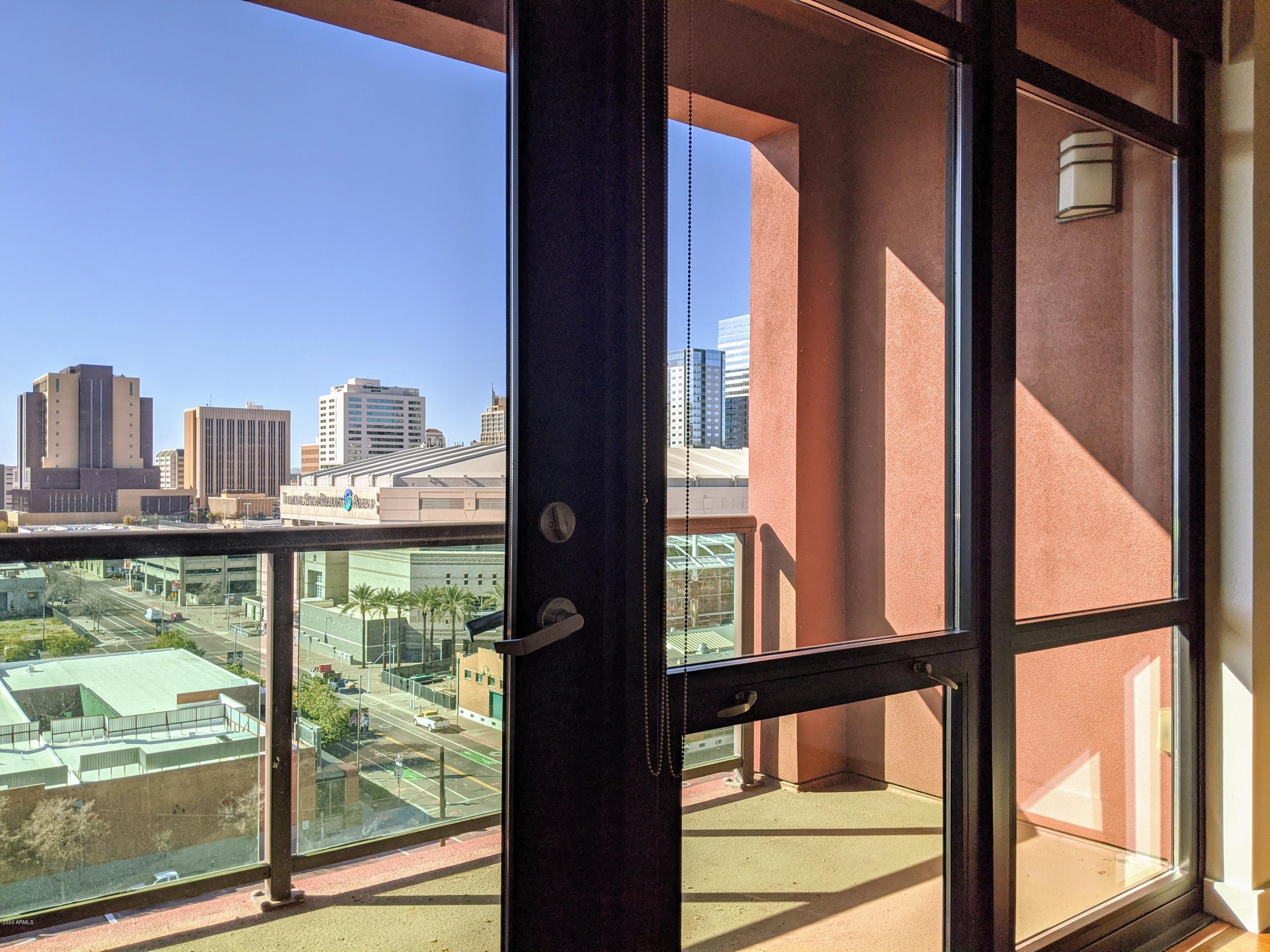 310 S 4TH Street # 902