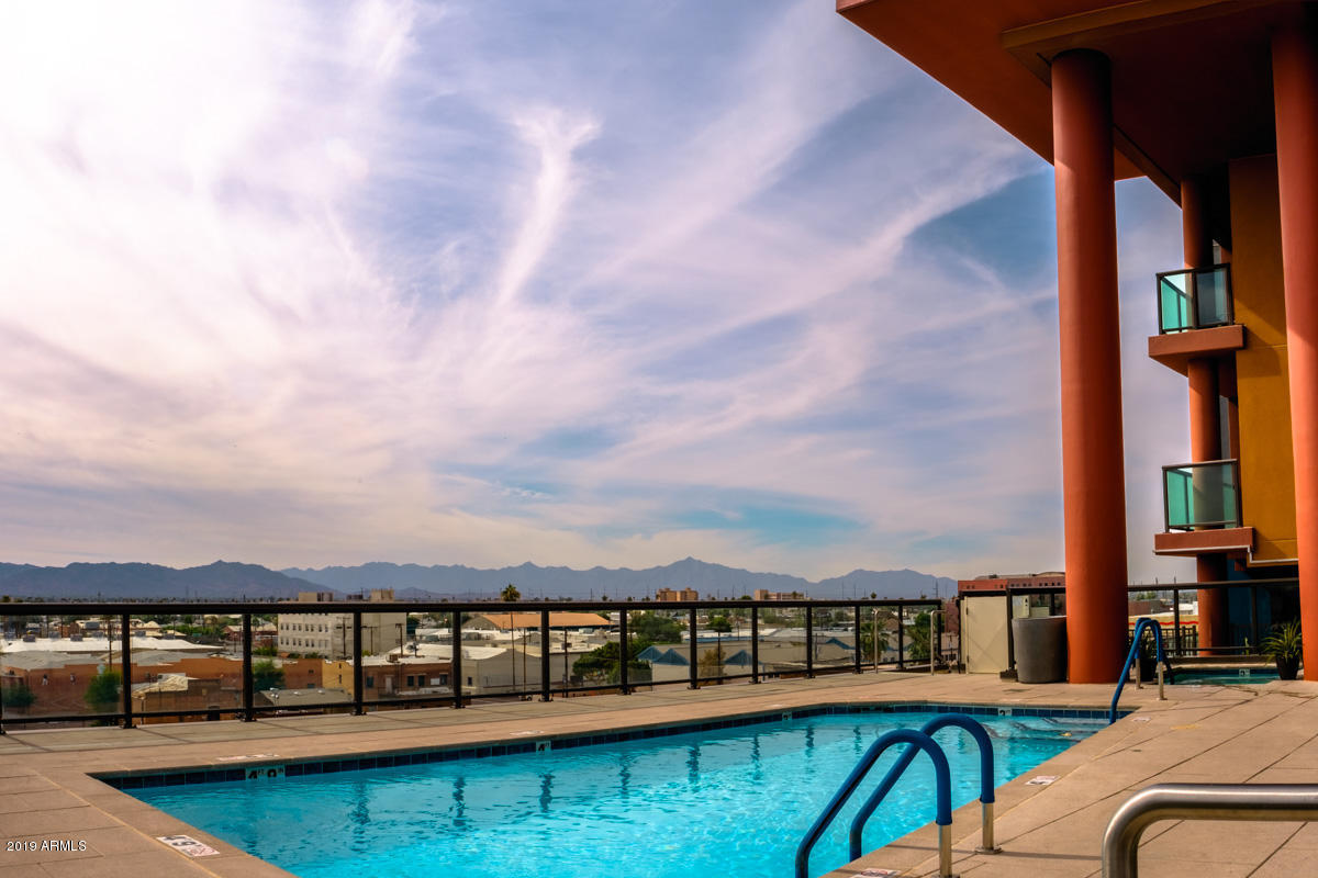 310 S 4TH Street # 2202