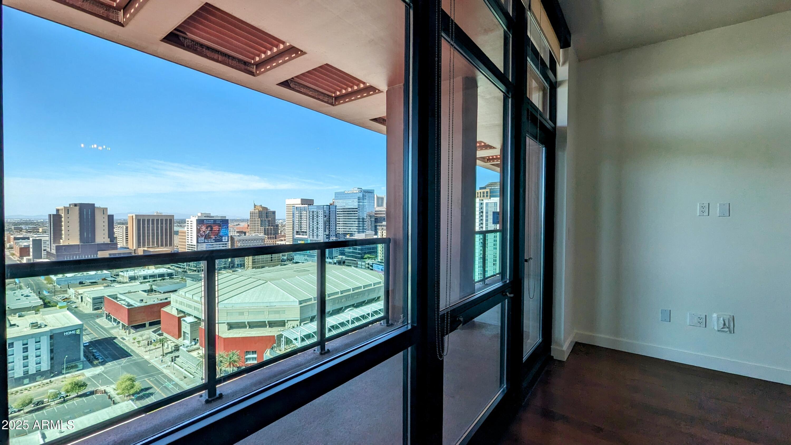 310 S 4TH Street # 2202