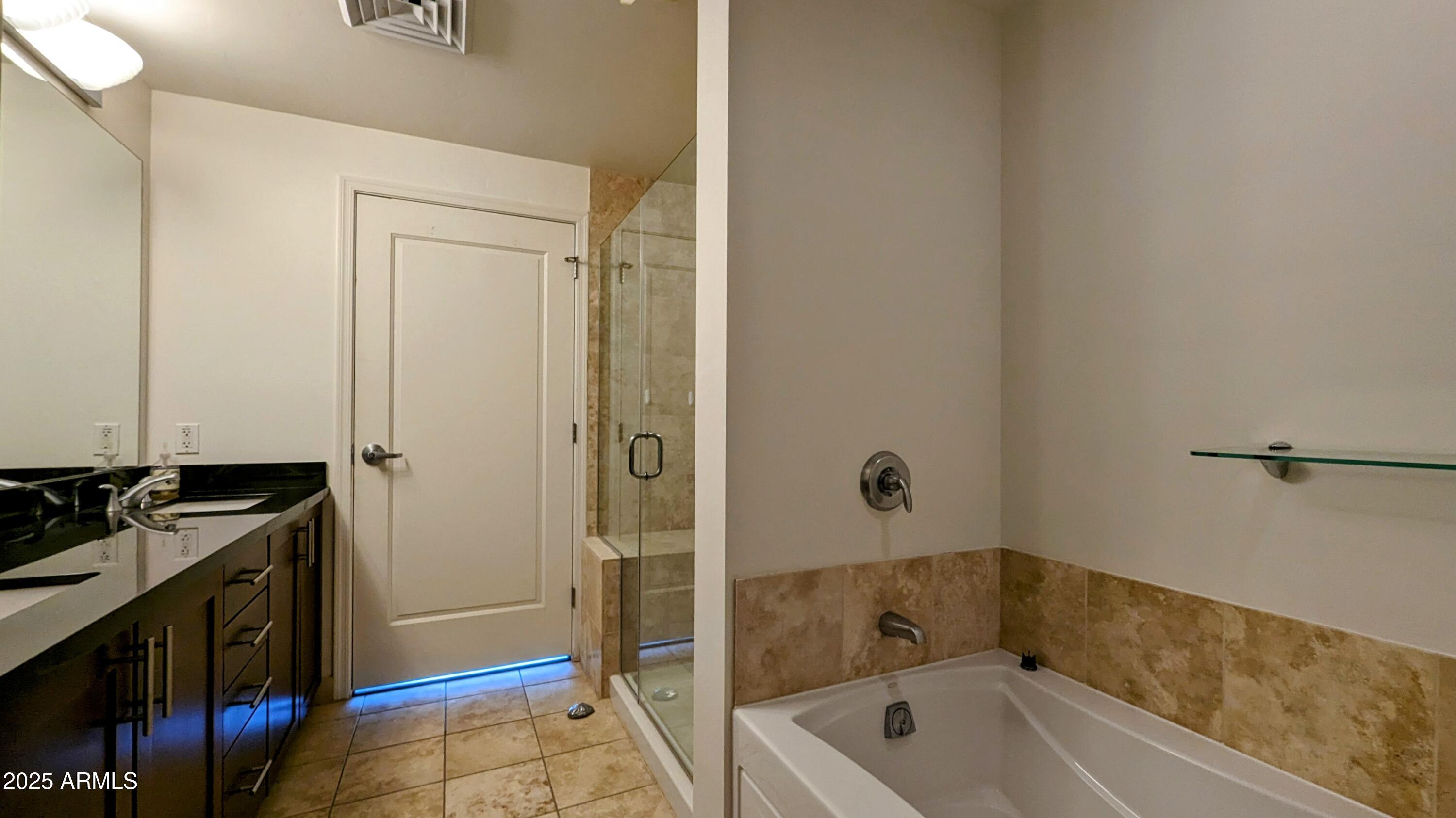 310 S 4TH Street # 2202