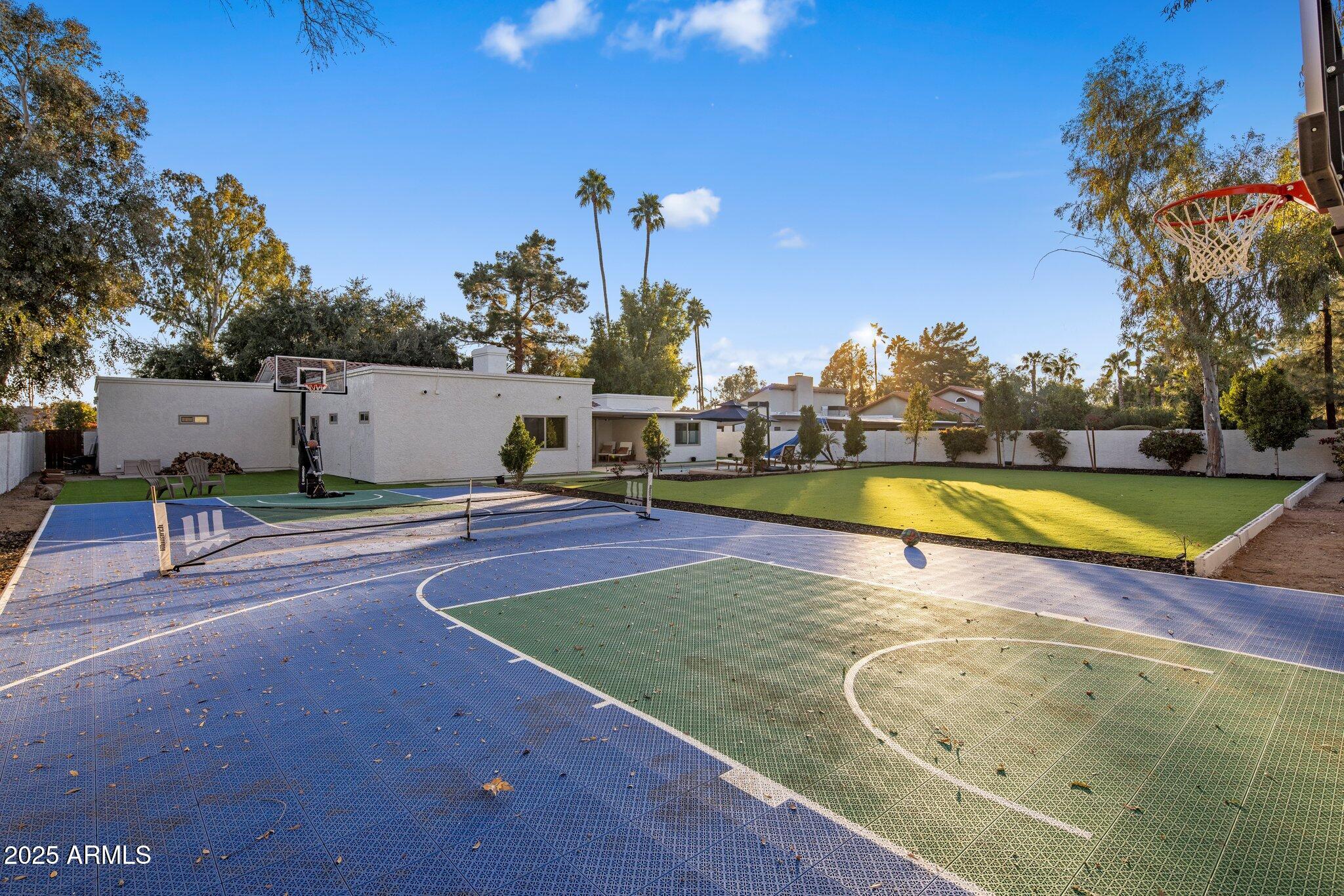8614 E APPALOOSA Trail
