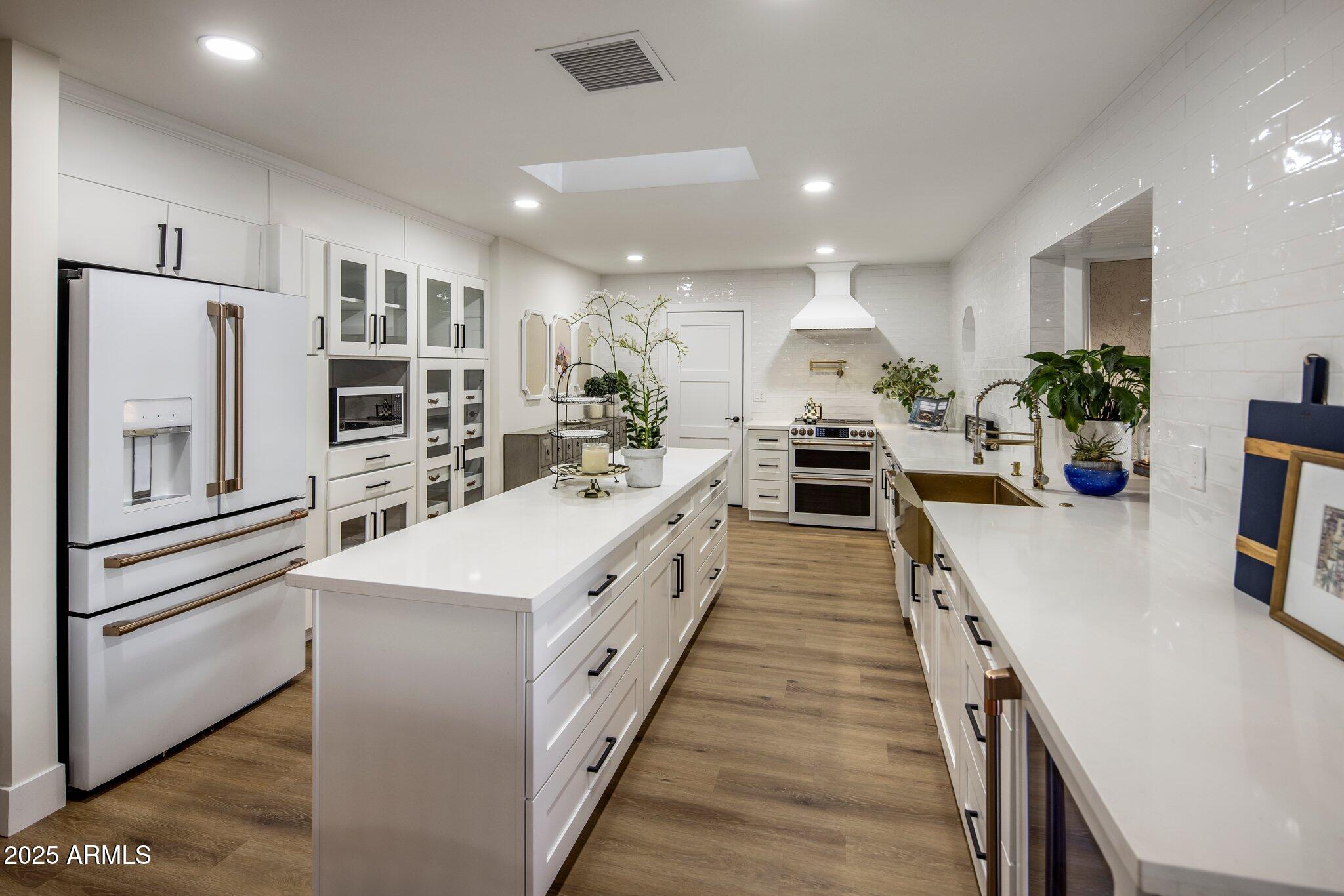8614 E APPALOOSA Trail