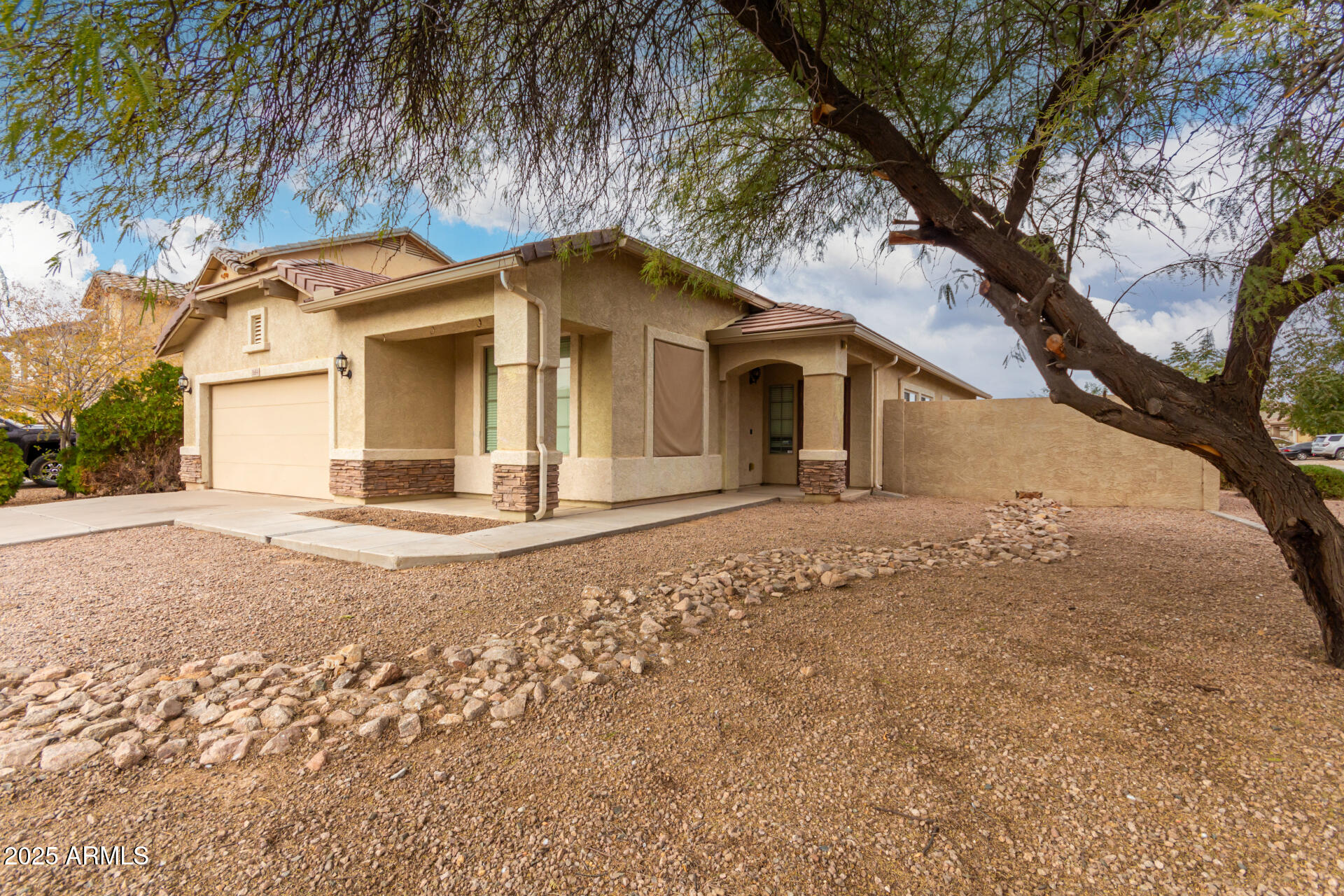 1684 E Silver Reef Drive