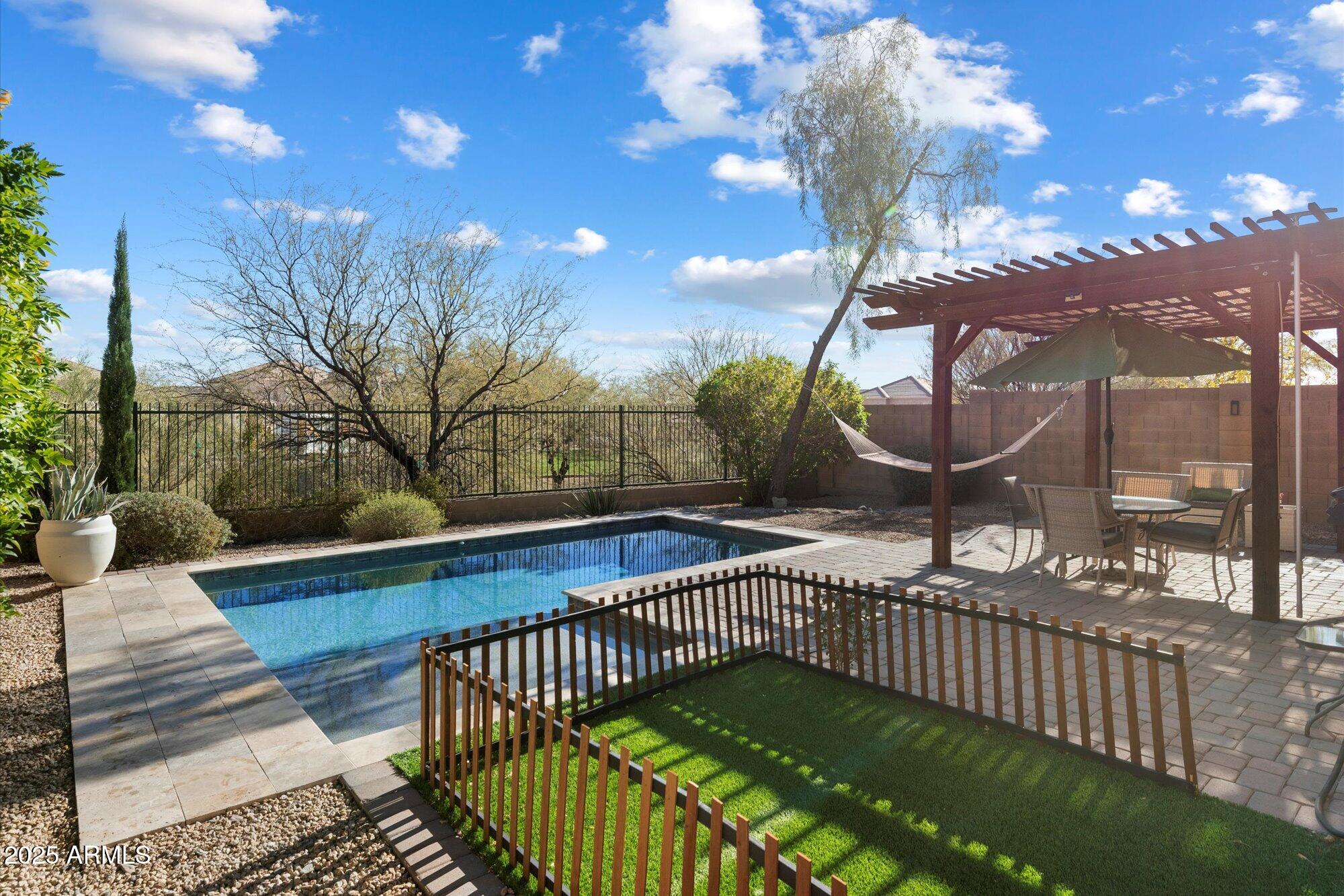 42949 N VOYAGE Trail