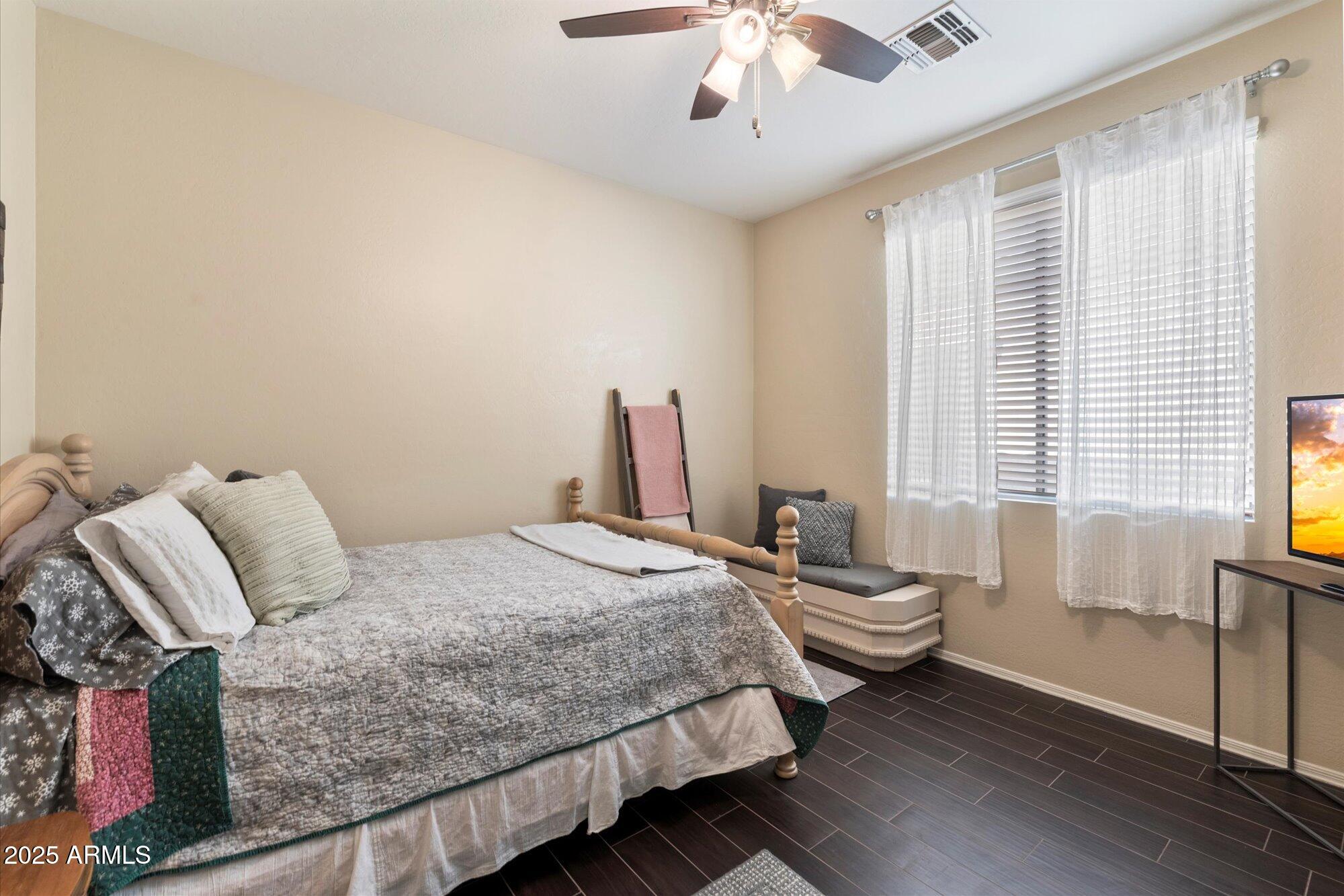 42949 N VOYAGE Trail