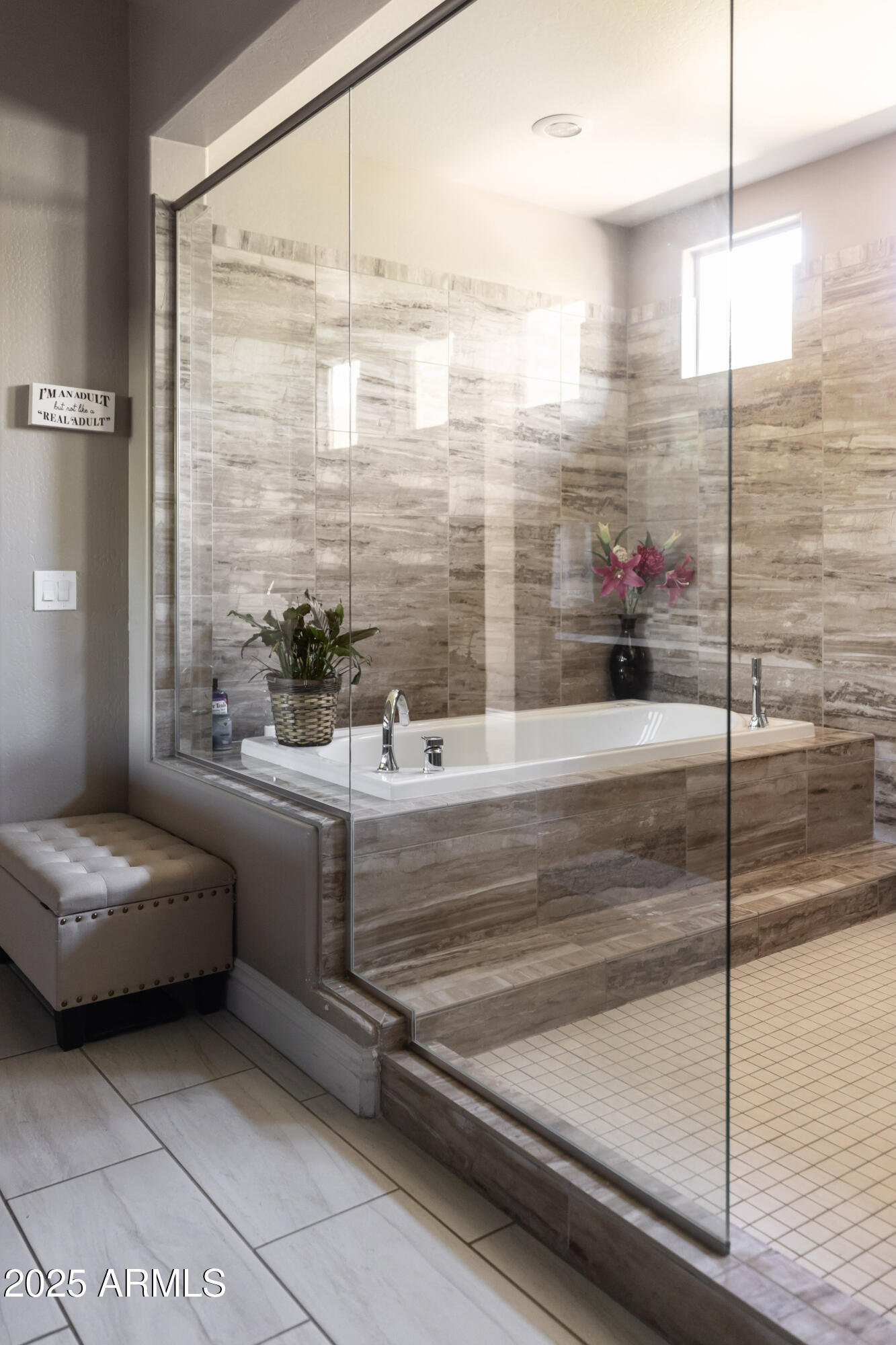 1783 E DESERT BROOM Place