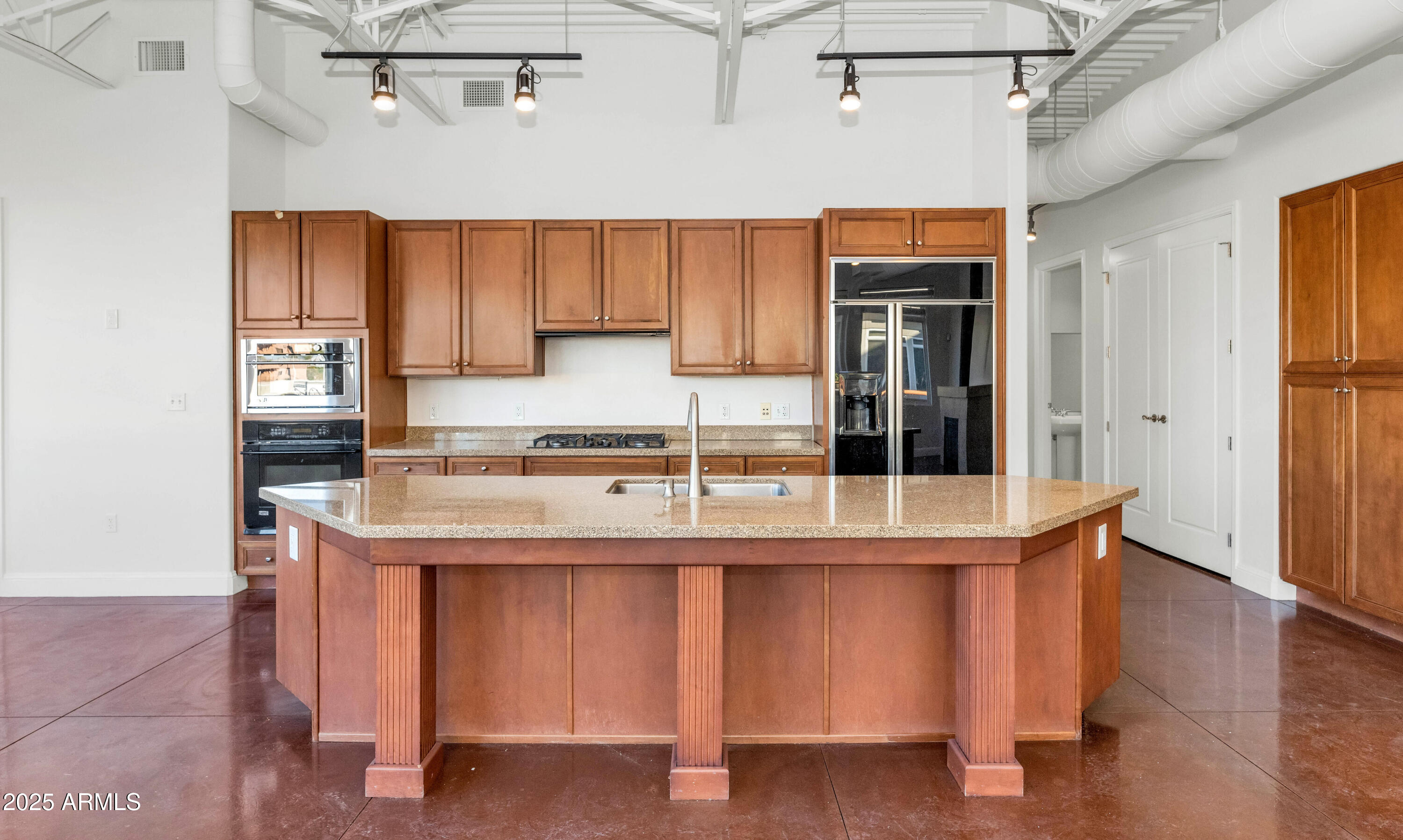 7039 E MAIN Street # A206