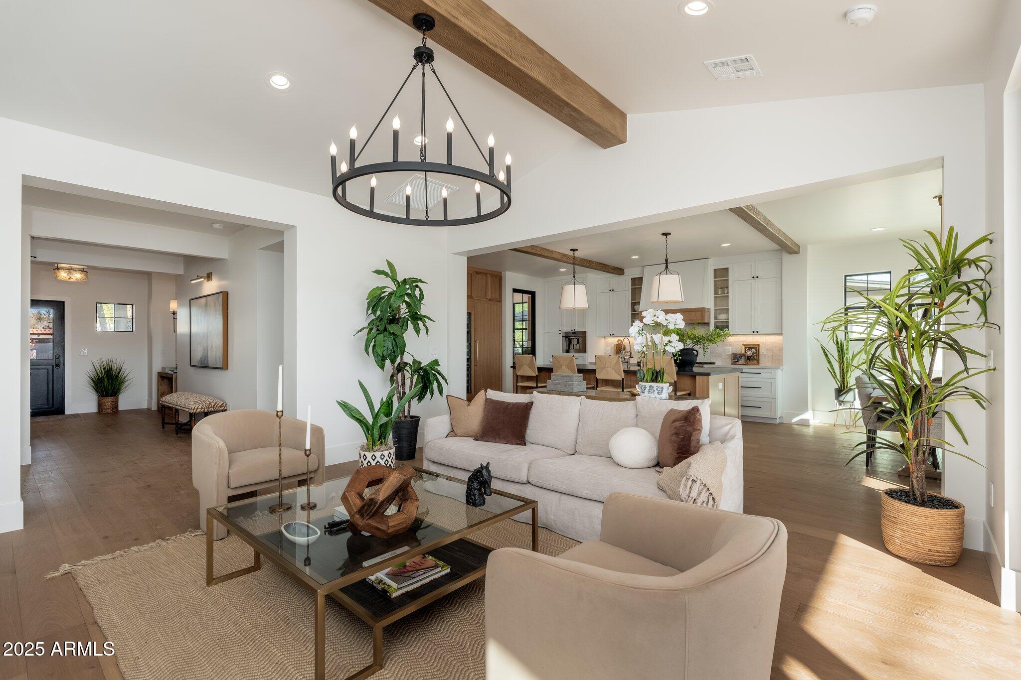 3427 E CAMPBELL Avenue